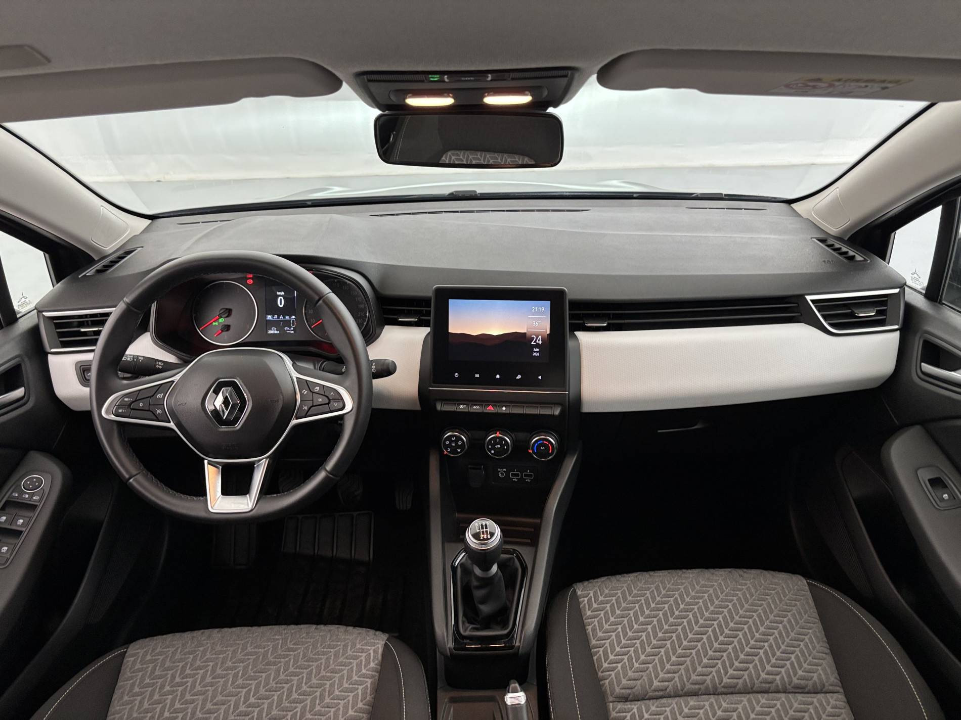 Vente en ligne Renault Clio 5 Clio TCe 90 au prix de 14 790 €