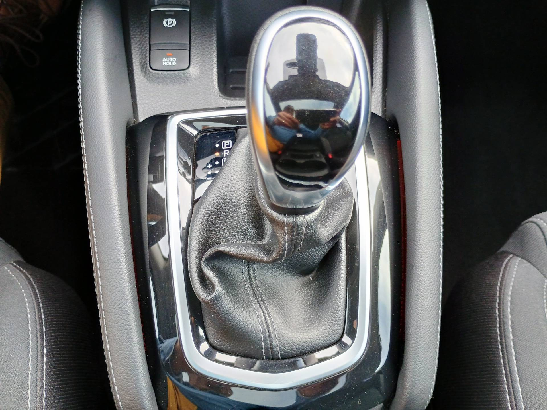 Vente en ligne Nissan Qashqai Qashqai 1.3 DIG-T 160 DCT au prix de 17 990 €