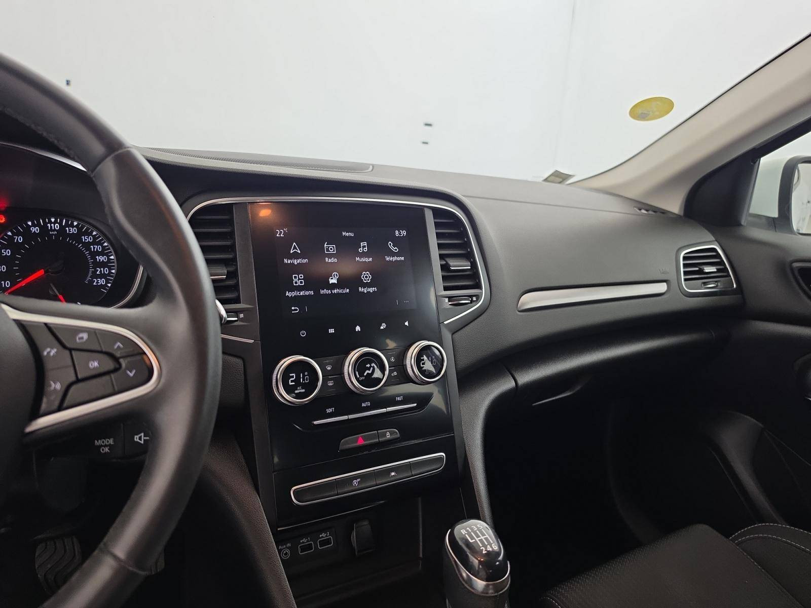 Vente en ligne Renault Megane 4 Mégane IV Berline Blue dCi 115 - 21N au prix de 14 790 €
