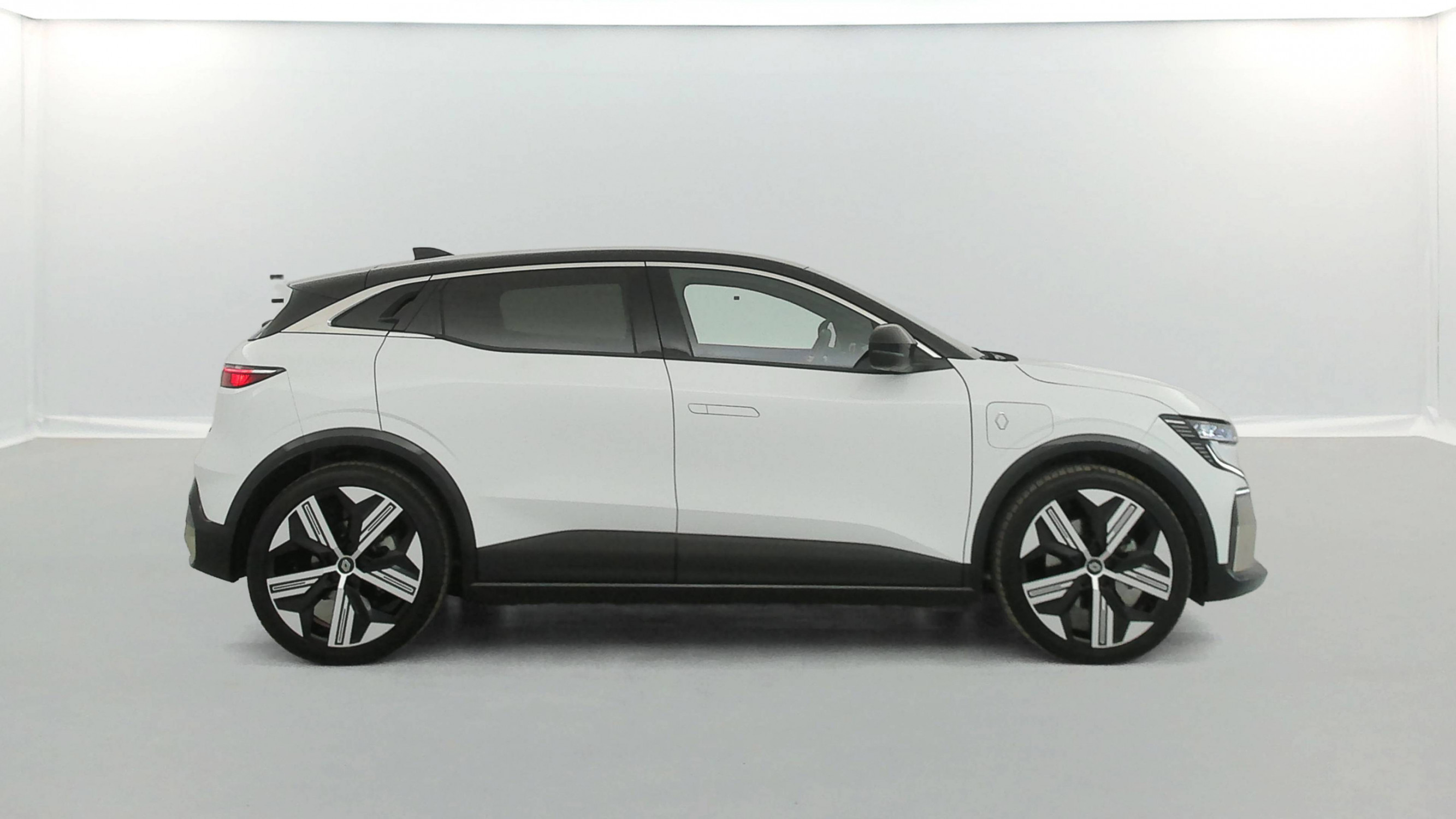 Vente en ligne Renault Megane E-Tech  220 ch autonomie confort GSR2 au prix de 31 990 €