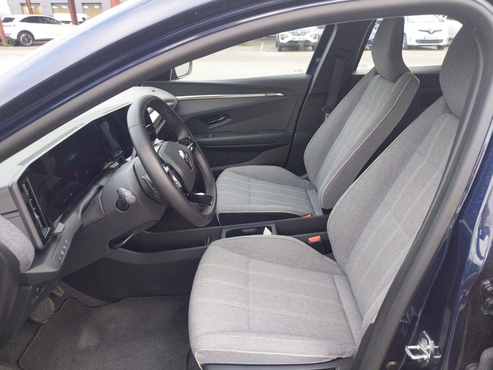 Vente en ligne Renault Megane E-Tech  EV40 130ch standard charge au prix de 21 900 €