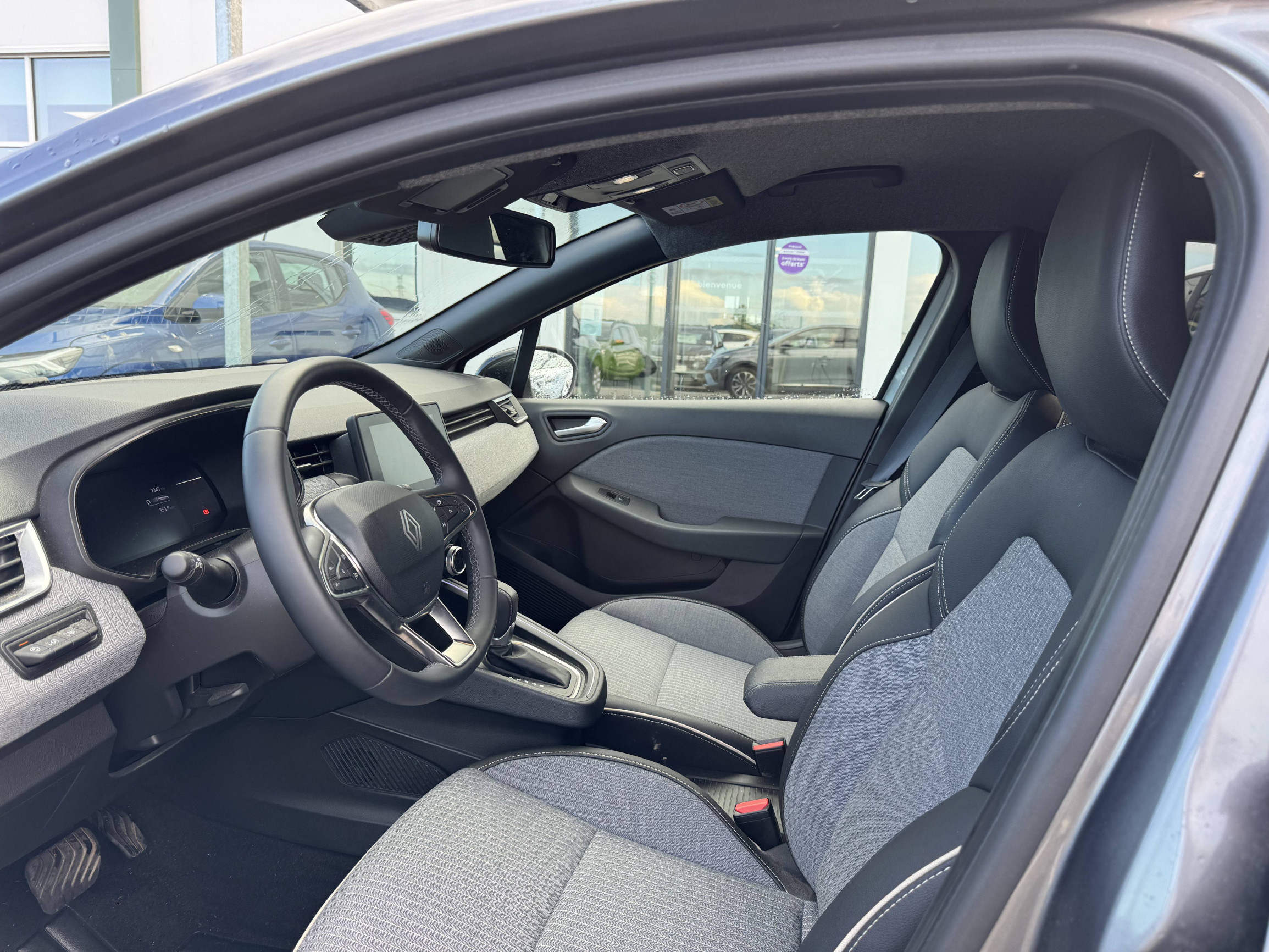 Vente en ligne Renault Clio 5 Clio E-Tech full hybrid 145 ch GSR2 au prix de 21 490 €