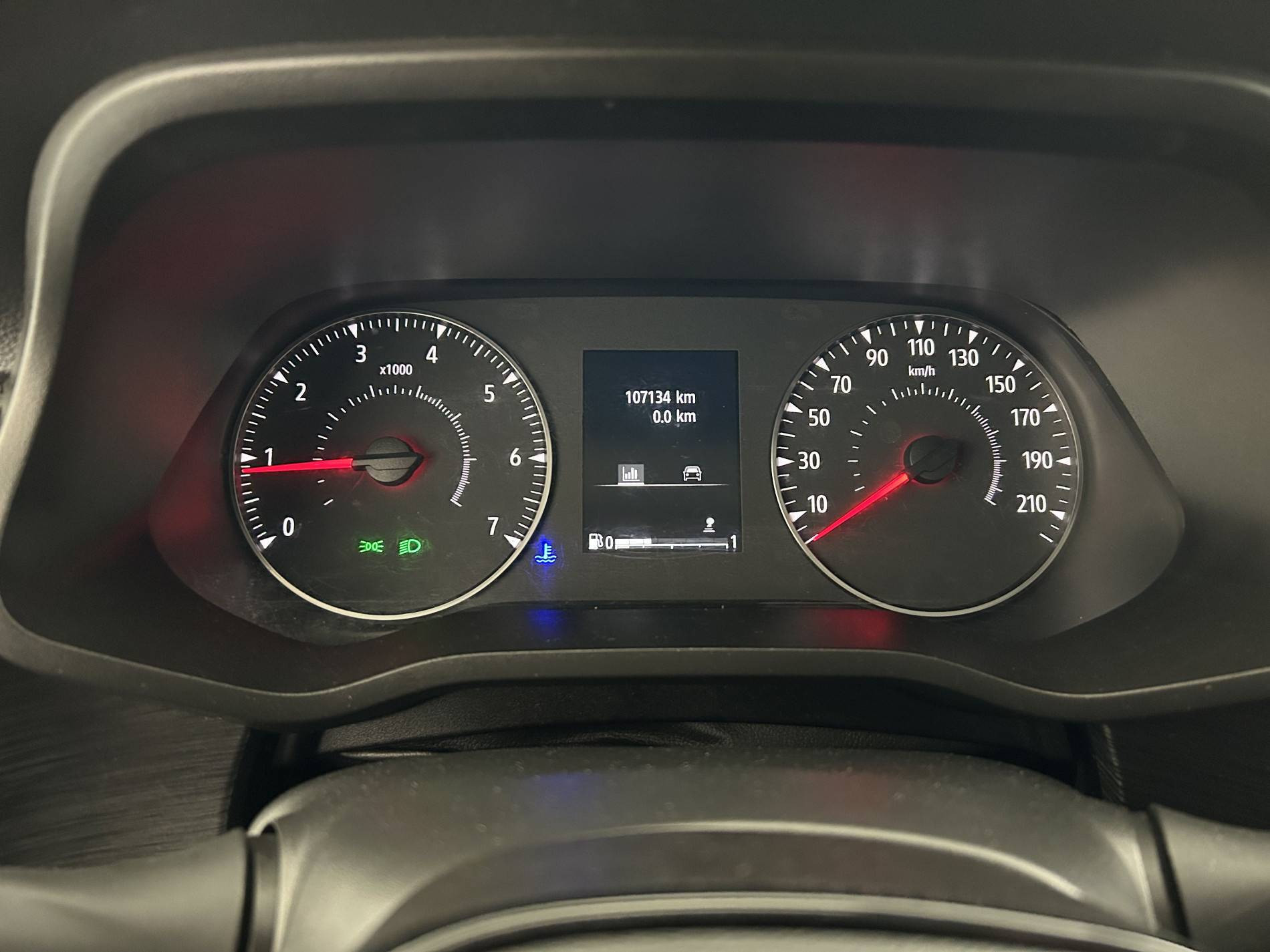 Vente en ligne Renault Trafic 3 Fourgon TRAFIC FGN L1H1 3000 KG BLUE DCI 130 au prix de 18 790 €