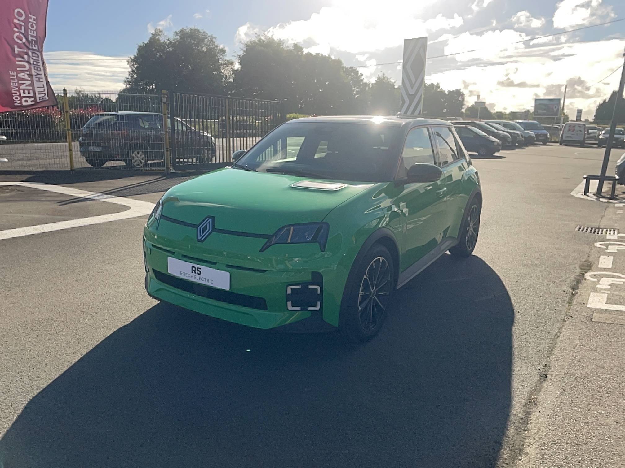 Vente en ligne Renault R5 E-Tech  150 ch autonomie confort au prix de 34 990 €
