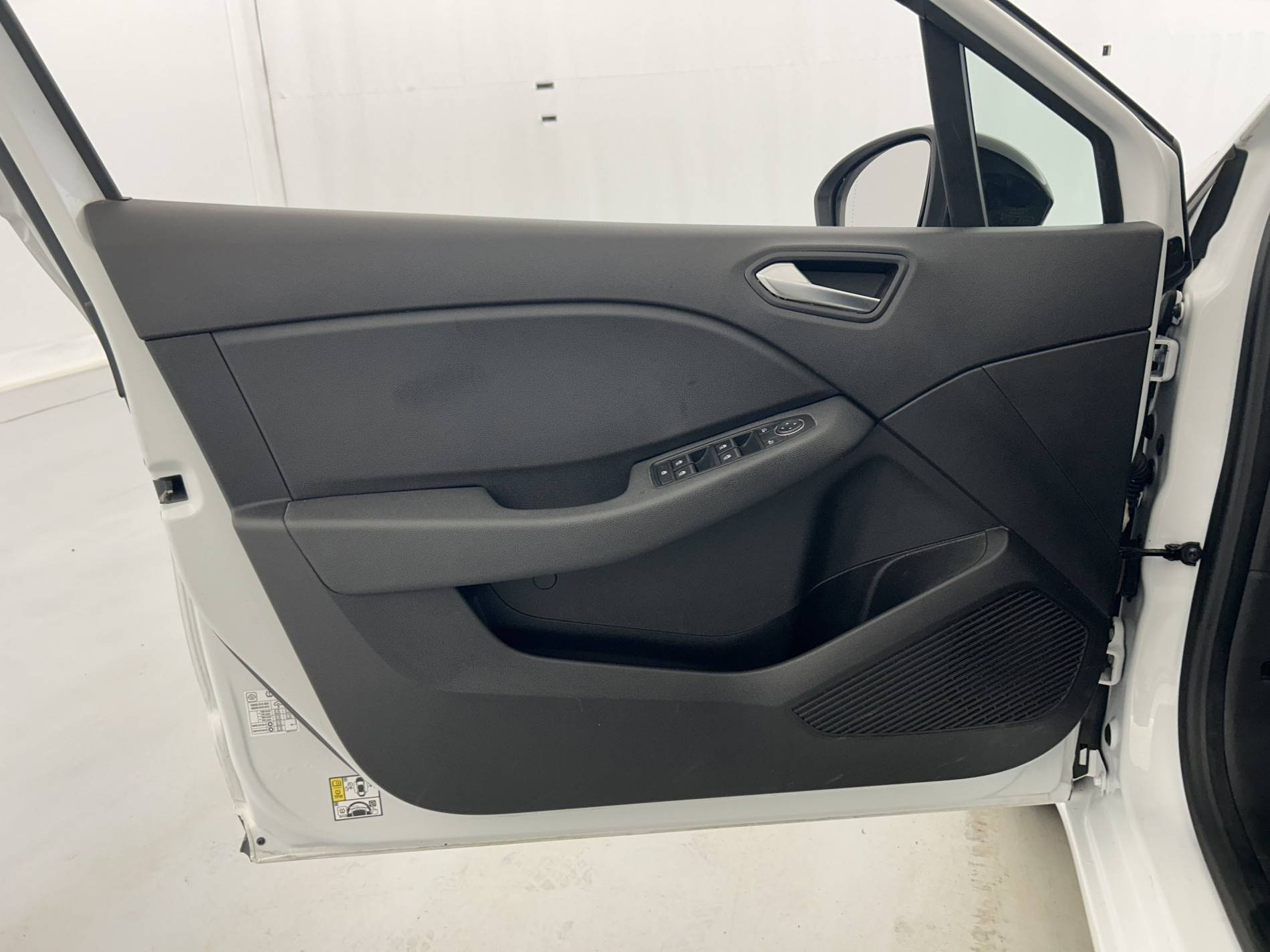Vente en ligne Renault Clio 5 Clio TCe 90 au prix de 12 780 €