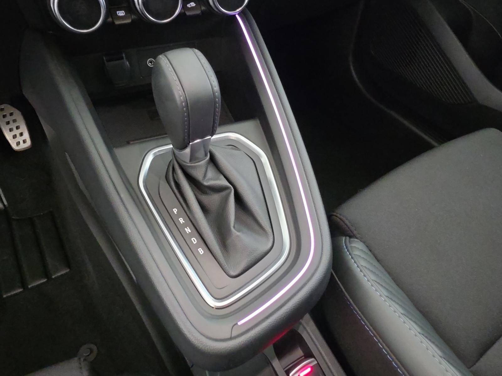 Vente en ligne Renault Clio 5 Clio E-Tech full hybrid 145 au prix de 21 500 €