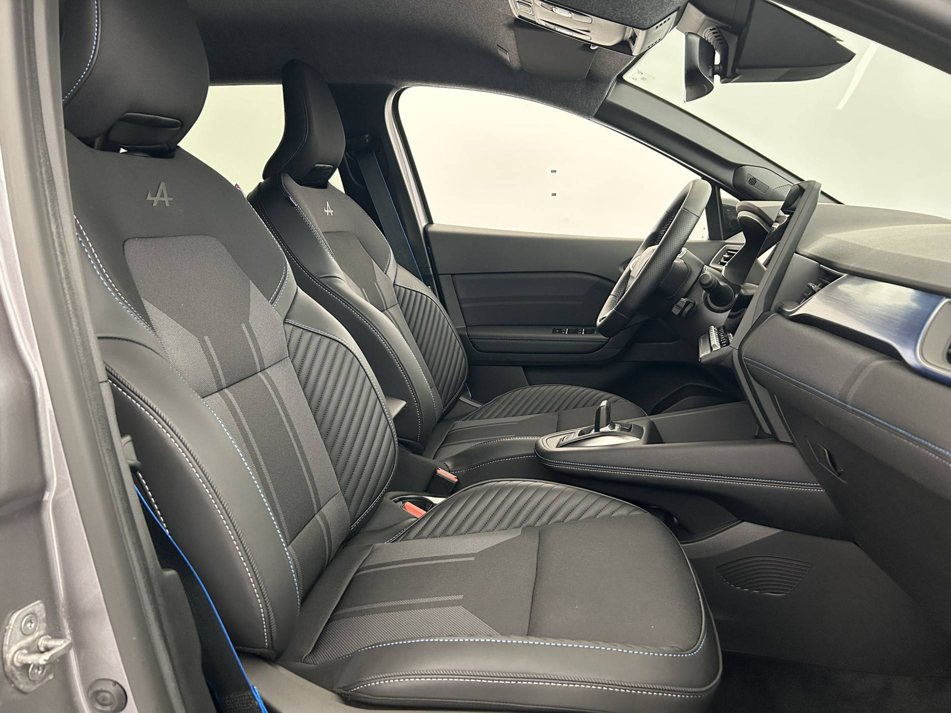 Vente en ligne Renault Symbioz  E-Tech full hybrid 160 ch au prix de 33 490 €