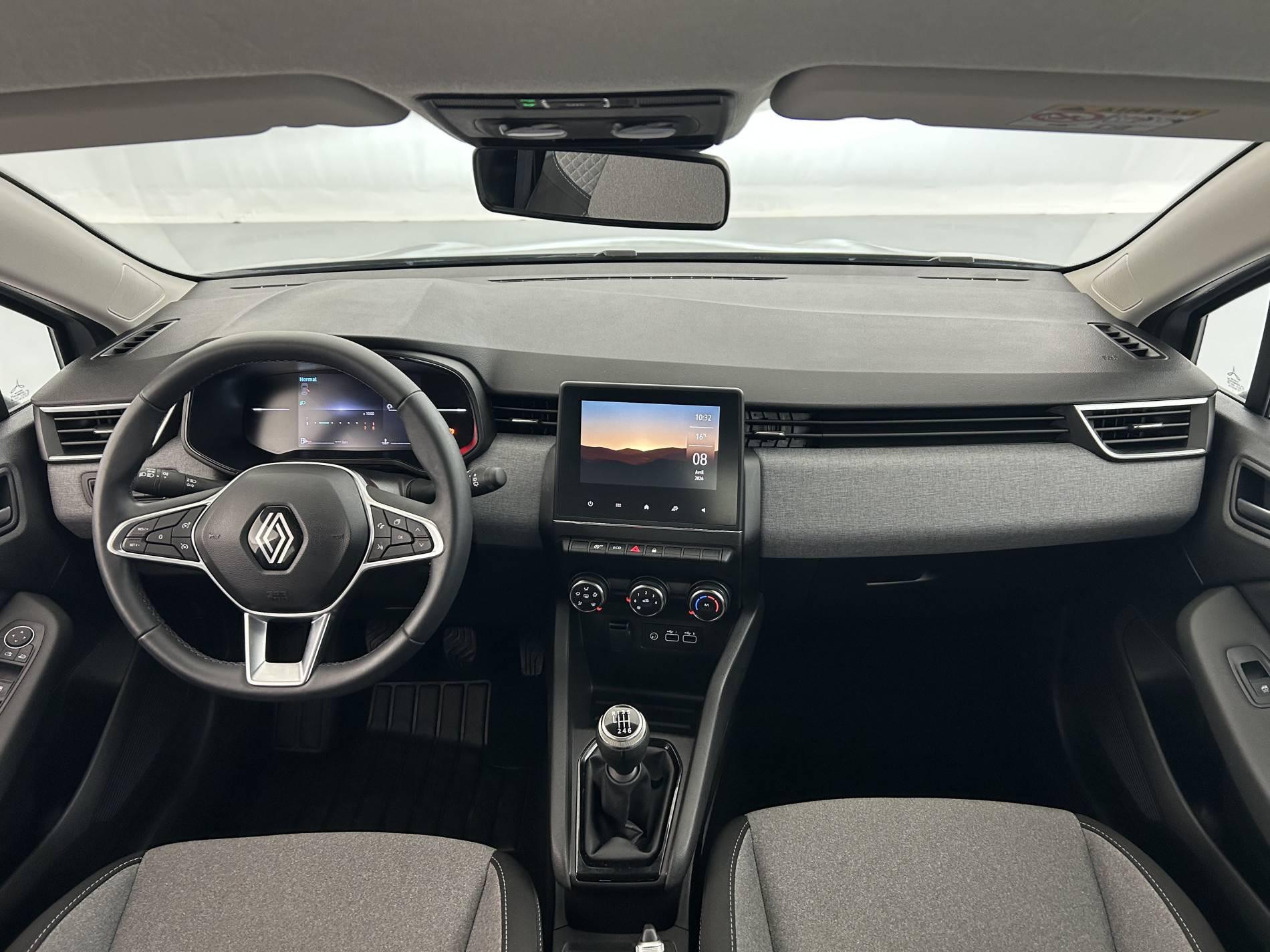 Vente en ligne Renault Clio 5 Clio TCe 90 au prix de 15 790 €