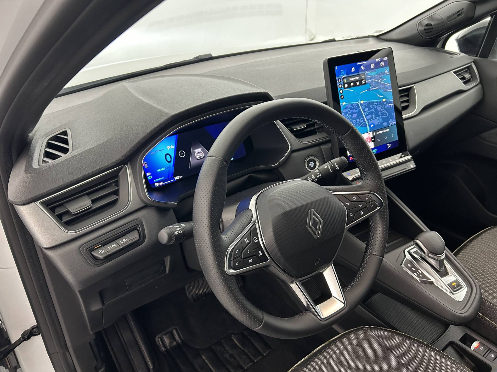 Vente en ligne Renault Symbioz  E-Tech full hybrid 145 au prix de 27 990 €
