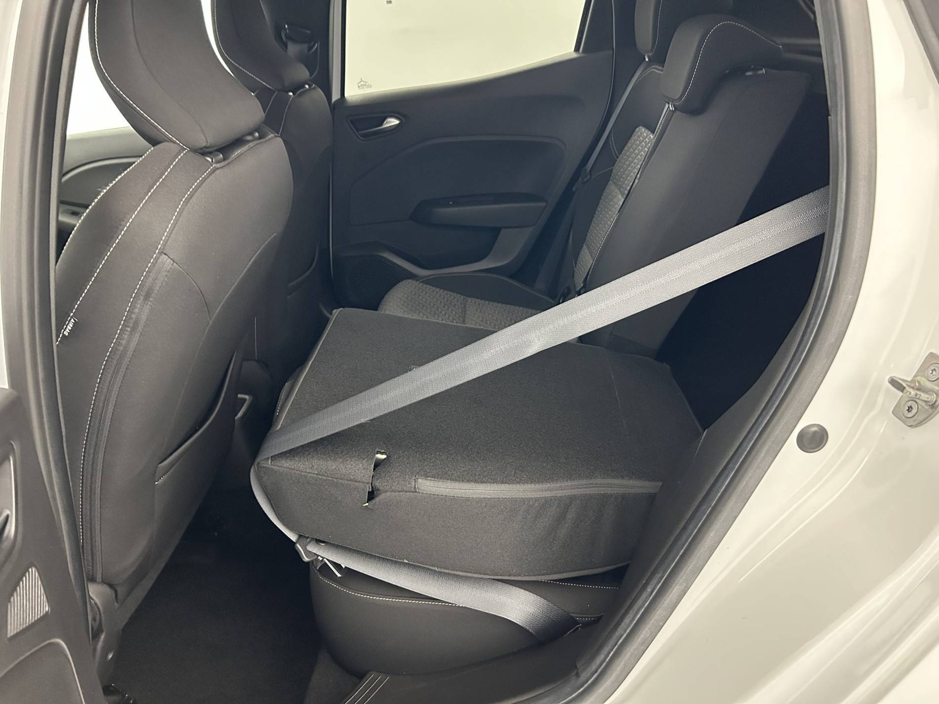 Vente en ligne Renault Clio 5 Clio TCe 90 au prix de 12 990 €