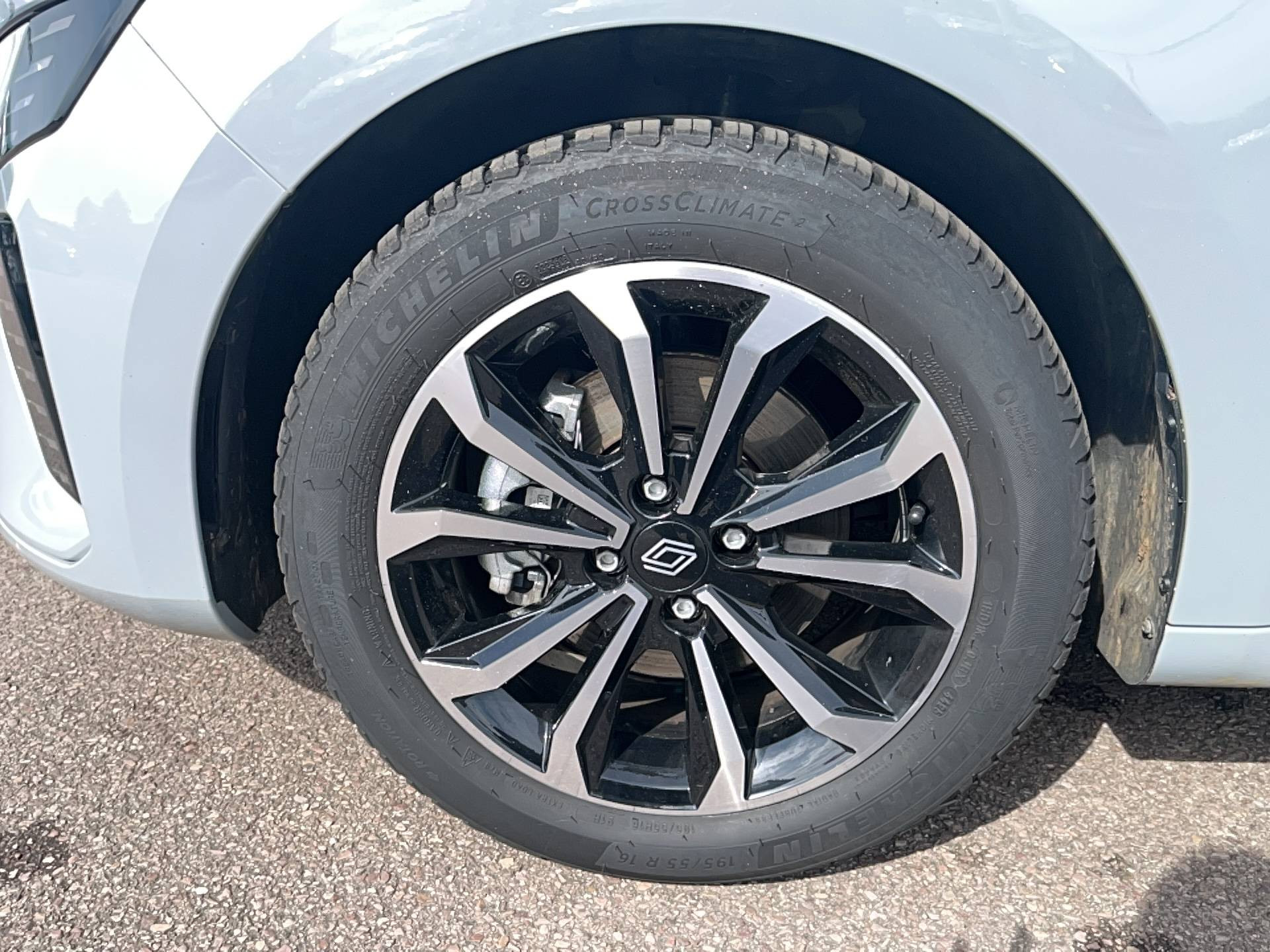 Vente en ligne Renault Clio 5 Clio E-Tech full hybrid 145 ch GSR2 au prix de 21 490 €