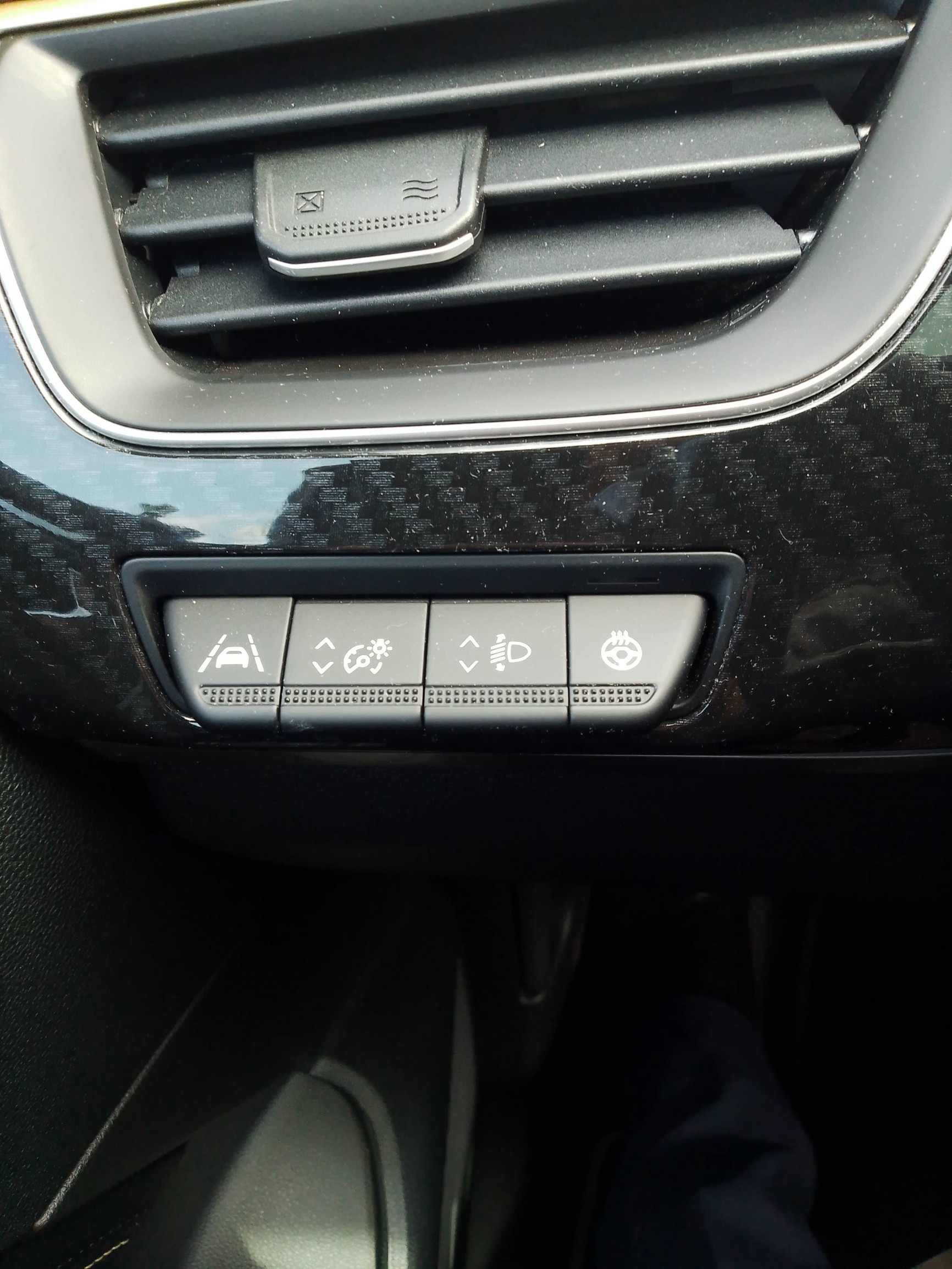 Vente en ligne Renault Arkana  E-Tech hybride 145 - 22 au prix de 24 990 €