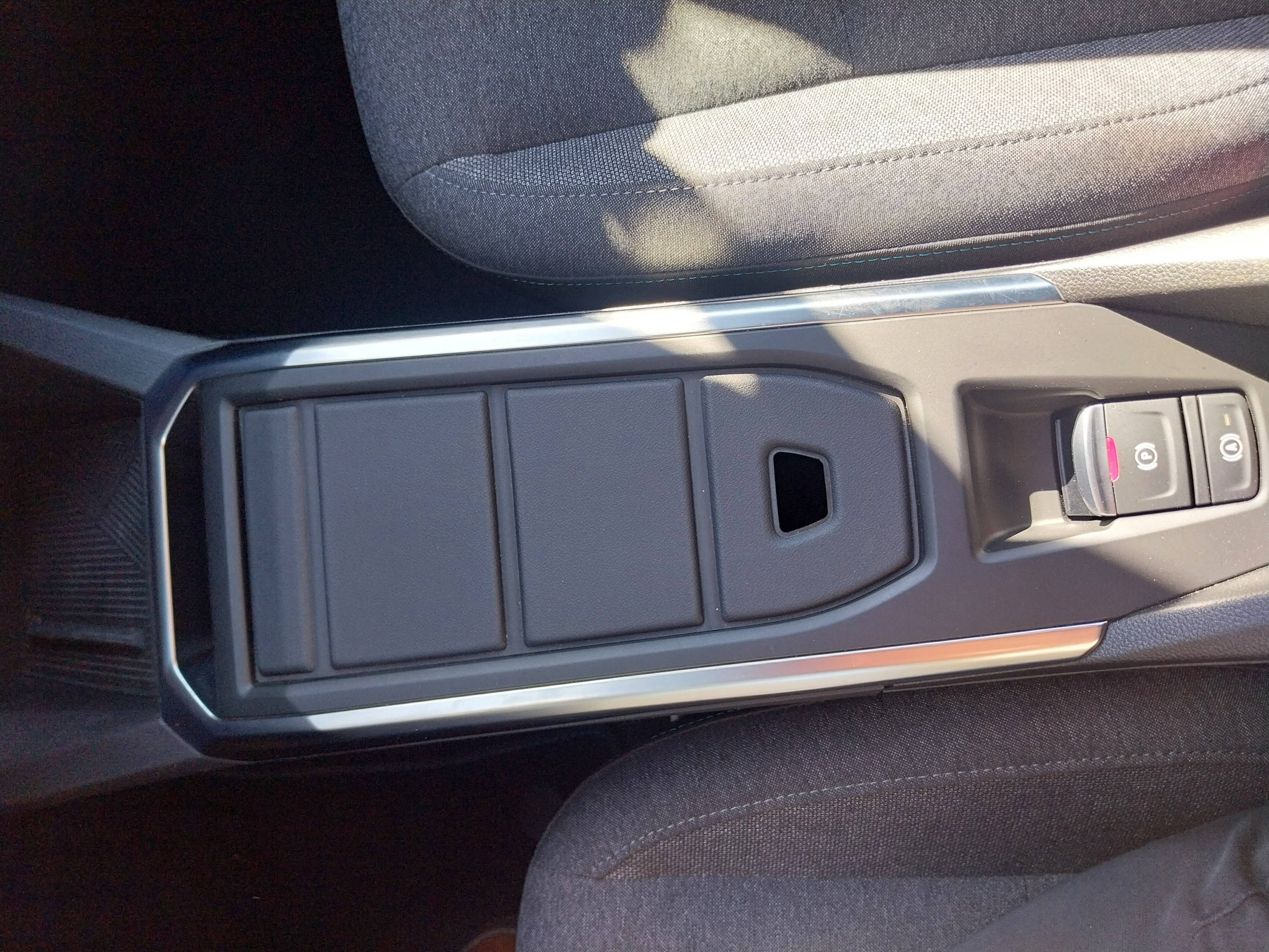 Vente en ligne Renault Clio 6 Clio E-Tech full hybrid 160 ch au prix de 24 980 €