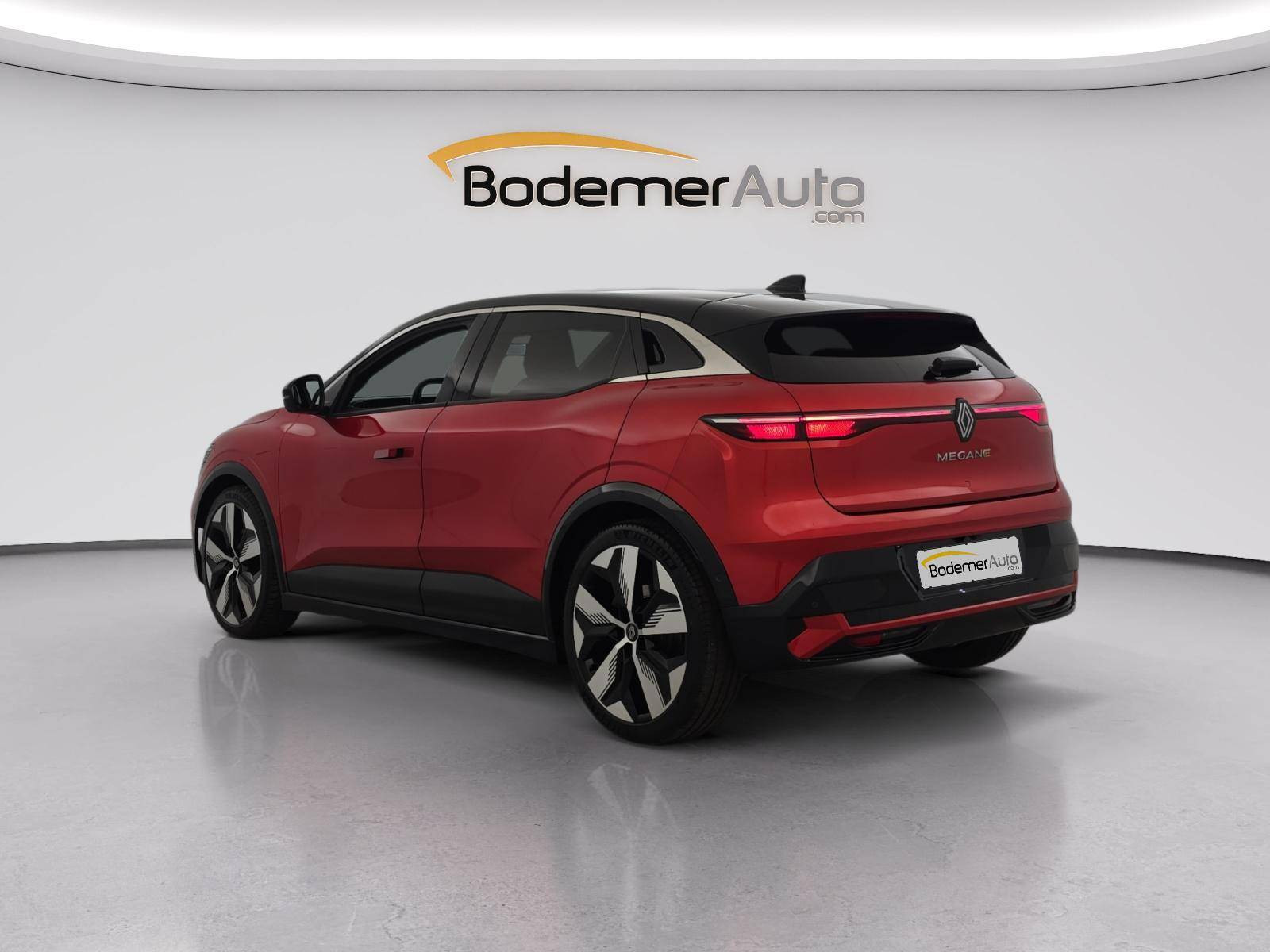 Vente en ligne Renault Megane E-Tech  EV60 220 ch super charge au prix de 22 990 €
