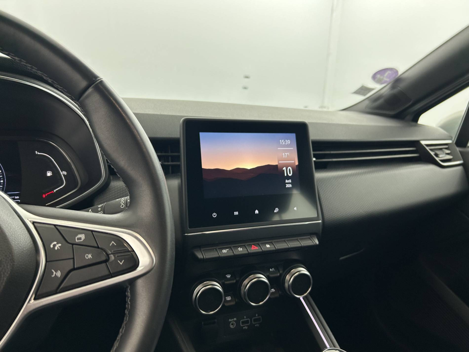 Vente en ligne Renault Clio 5 Clio TCe 100 au prix de 11 890 €