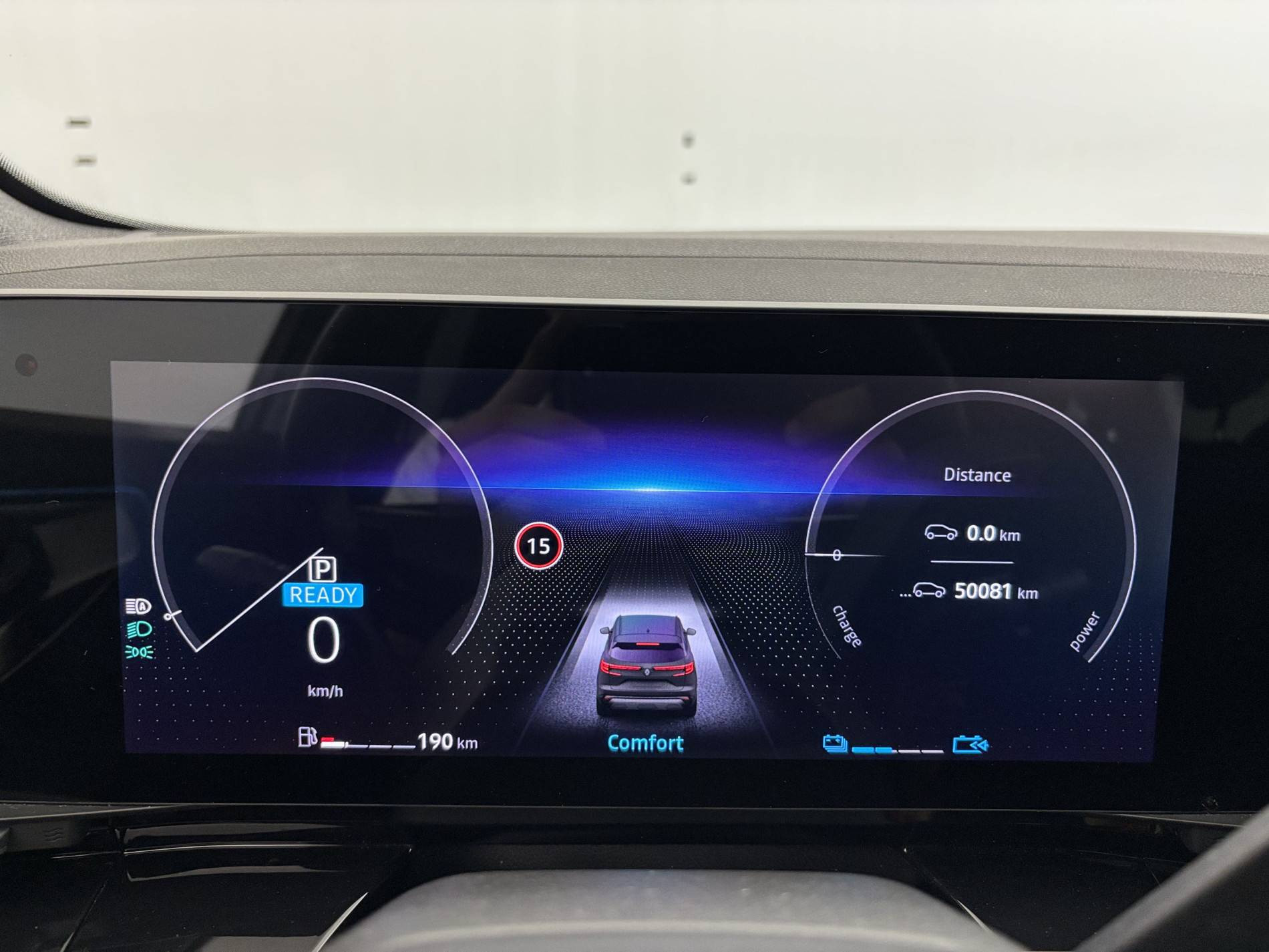 Vente en ligne Renault Austral  E-Tech hybrid 200 au prix de 28 990 €