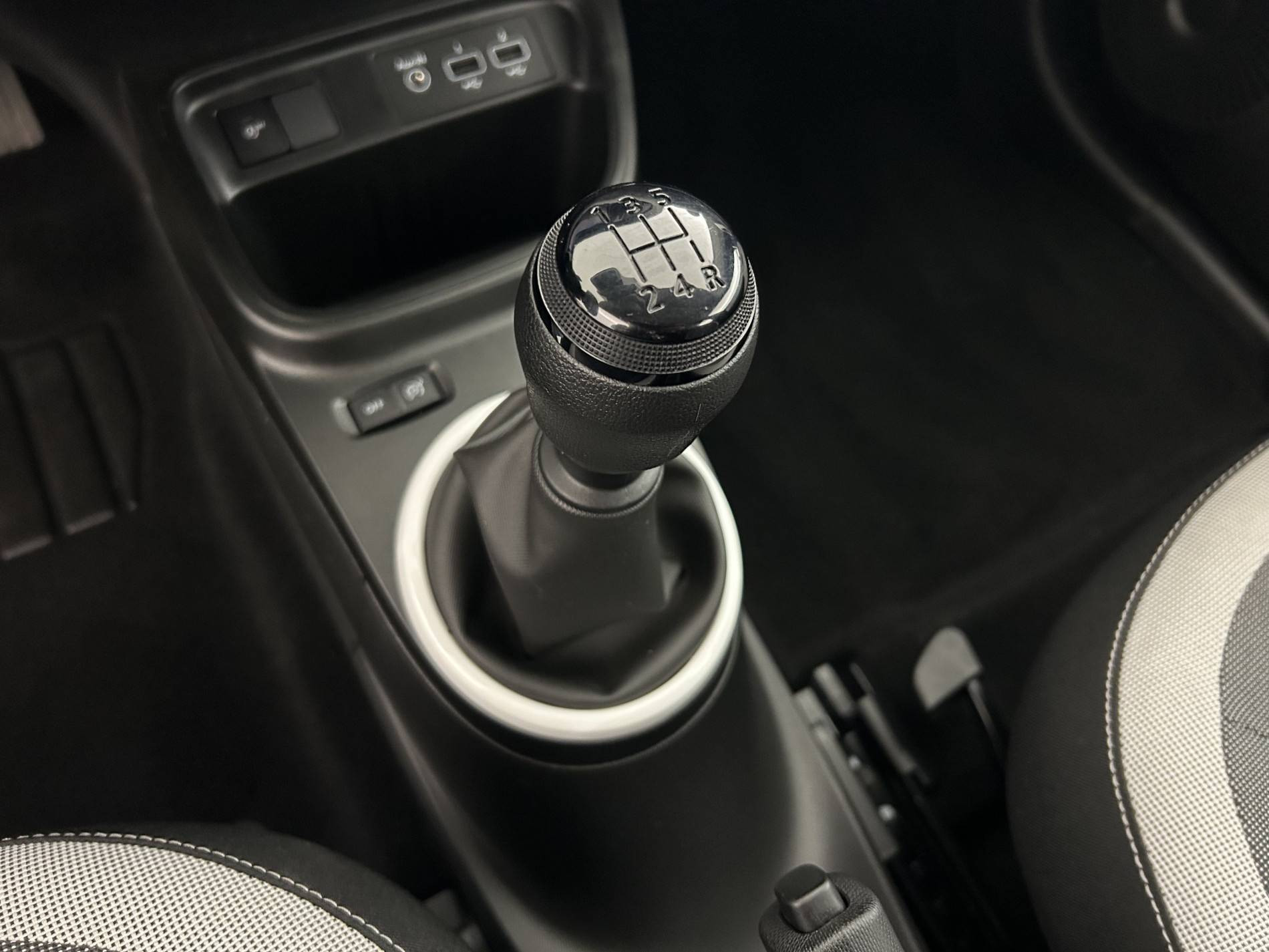 Vente en ligne Renault Twingo 3  SCe 65 au prix de 12 391 €