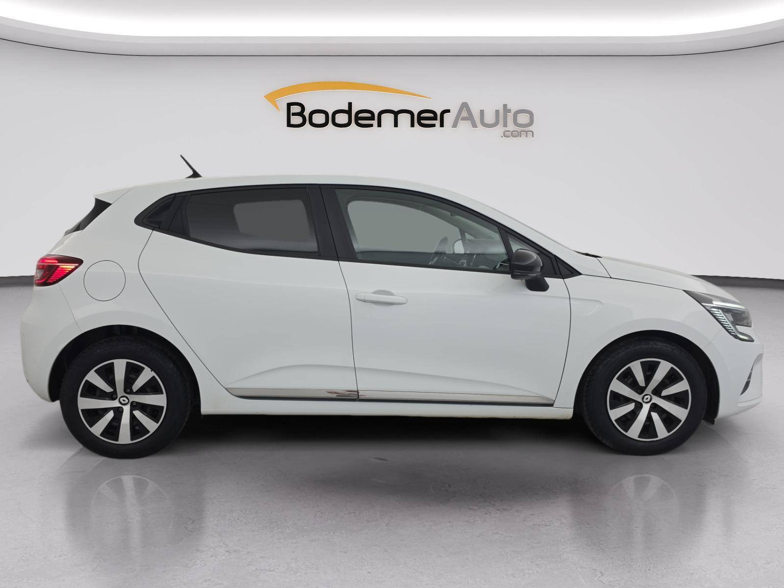 Vente en ligne Renault Clio 5 Clio TCe 90 au prix de 14 699 €