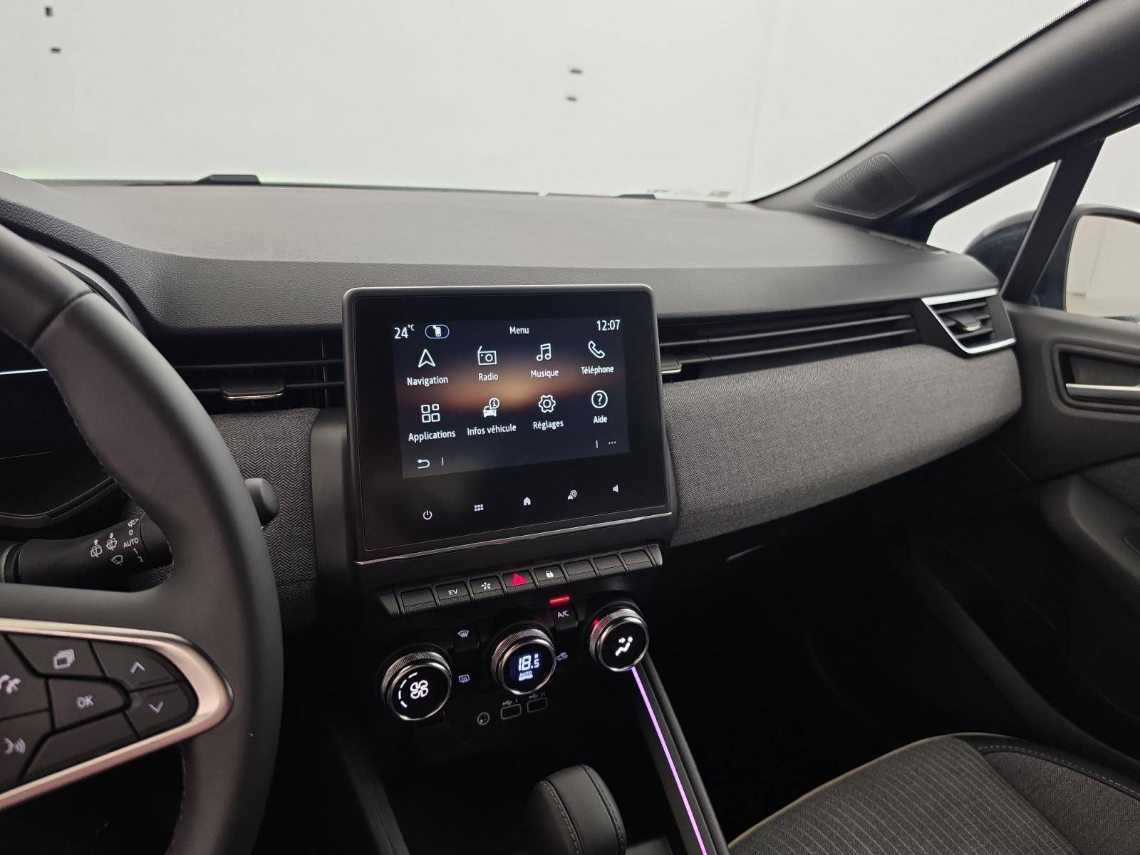 Vente en ligne Renault Clio 5 Clio E-Tech full hybrid 145 ch GSR2 au prix de 20 990 €