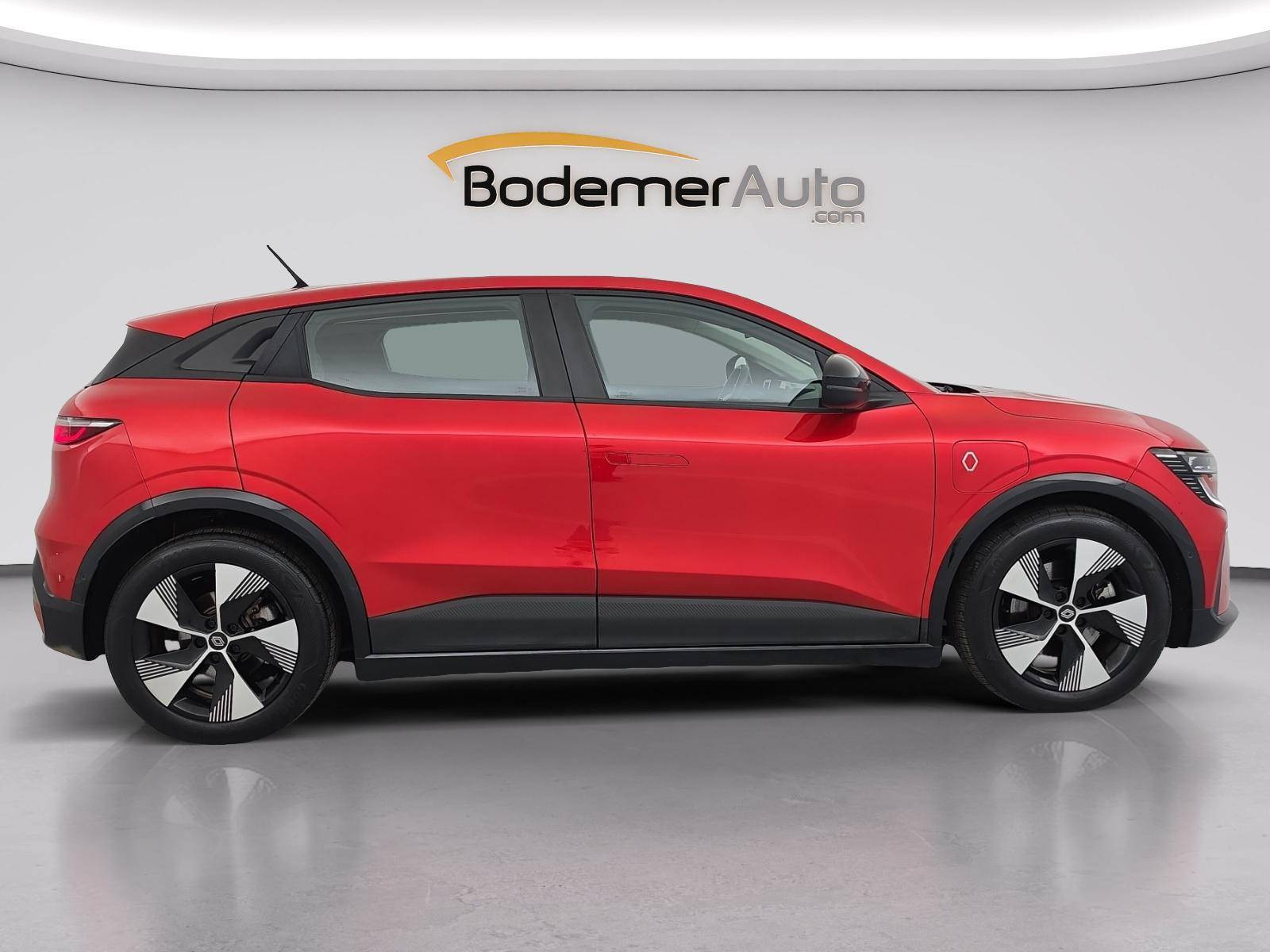 Vente en ligne Renault Megane E-Tech  EV60 220 ch super charge au prix de 23 990 €
