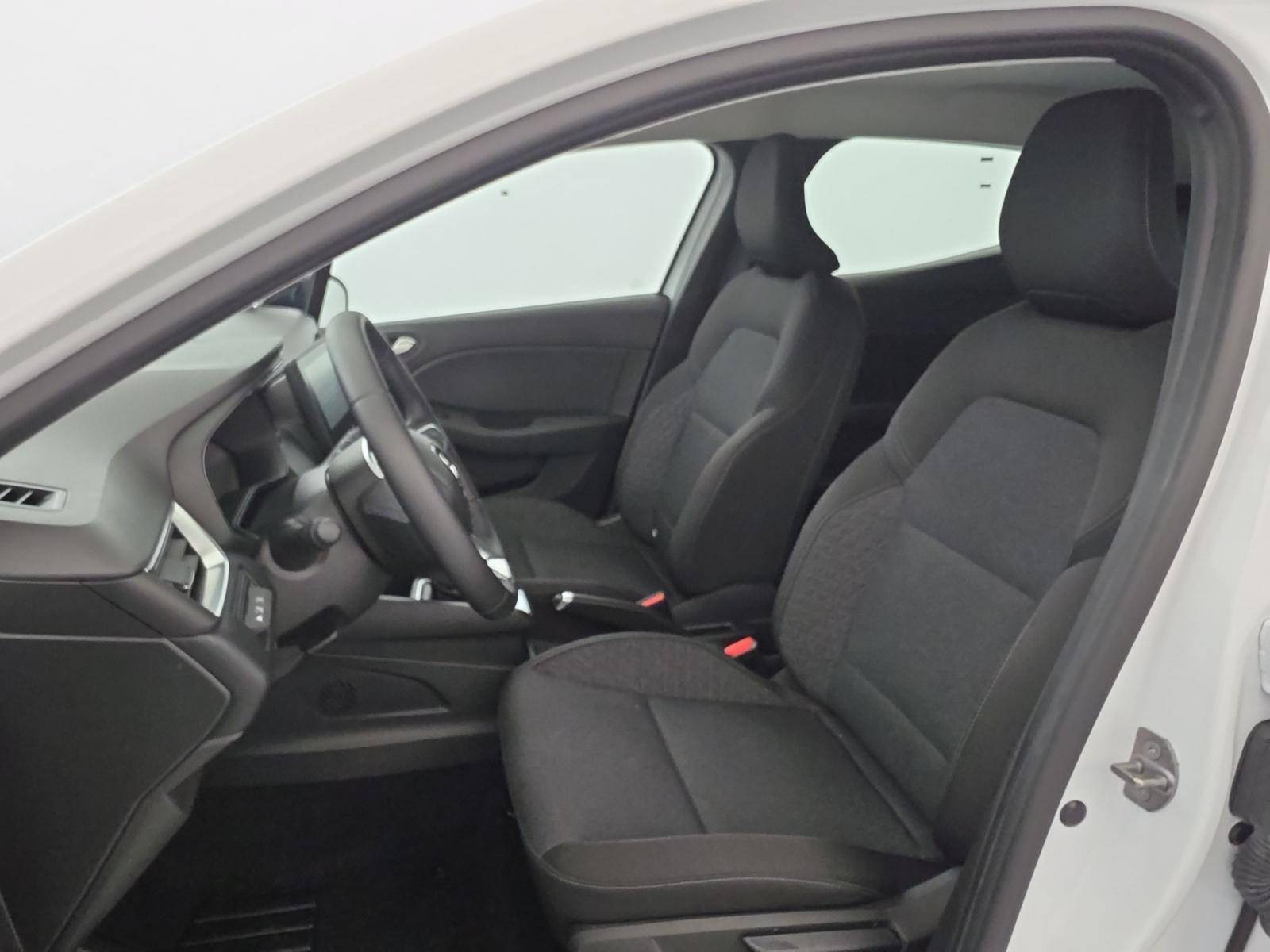 Vente en ligne Renault Clio 5 Clio E-Tech full hybrid 145 au prix de 17 350 €