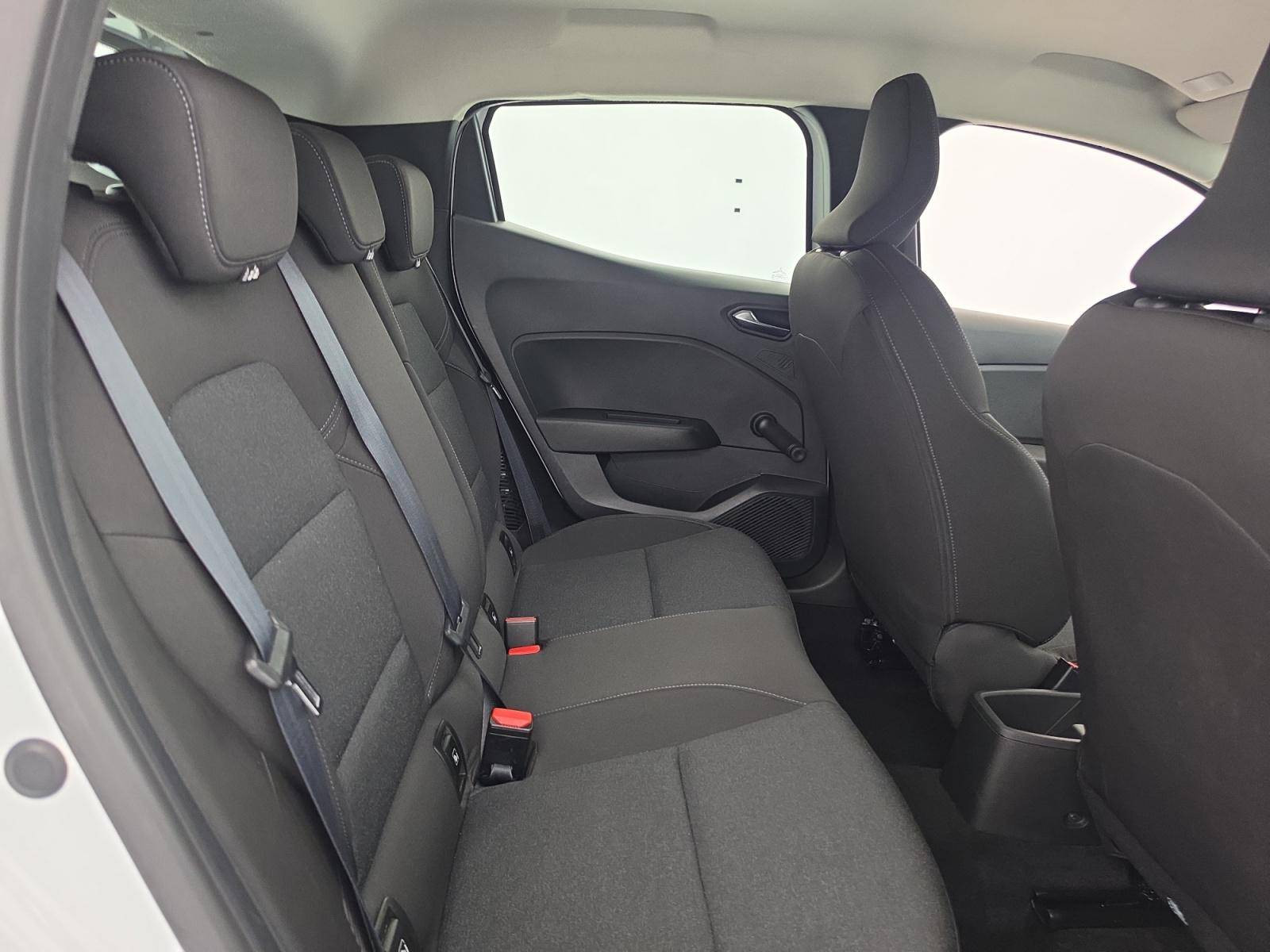 Vente en ligne Renault Clio 5 Clio E-Tech full hybrid 145 au prix de 17 350 €