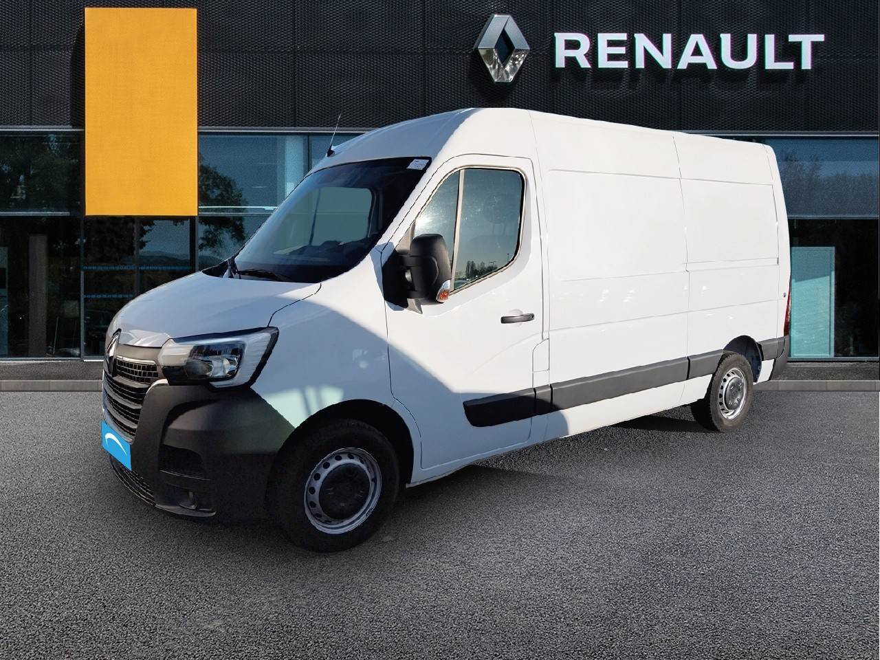 Renault Master Fourgon MASTER FGN TRAC F3500 L2H2 BLUE DCI 135 occasion de 2023 en vente à Caen
