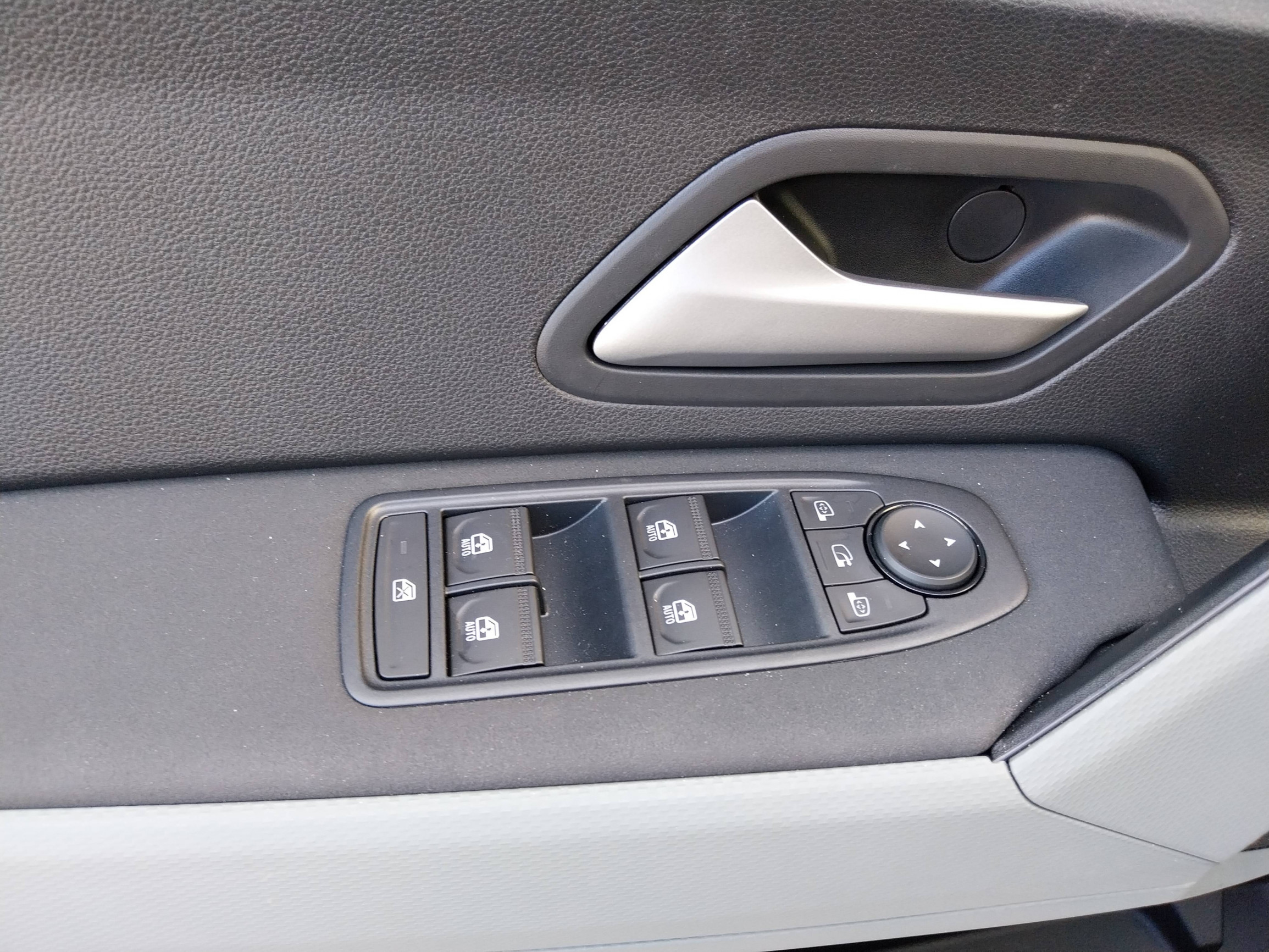 Vente en ligne Dacia Duster  Hybrid 140 au prix de 27 200 €
