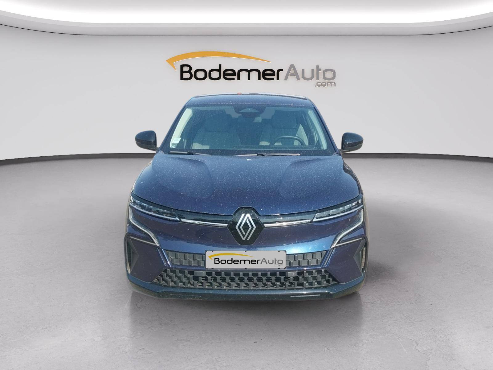 Vente en ligne Renault Megane E-Tech  EV60 220 ch super charge au prix de 22 990 €