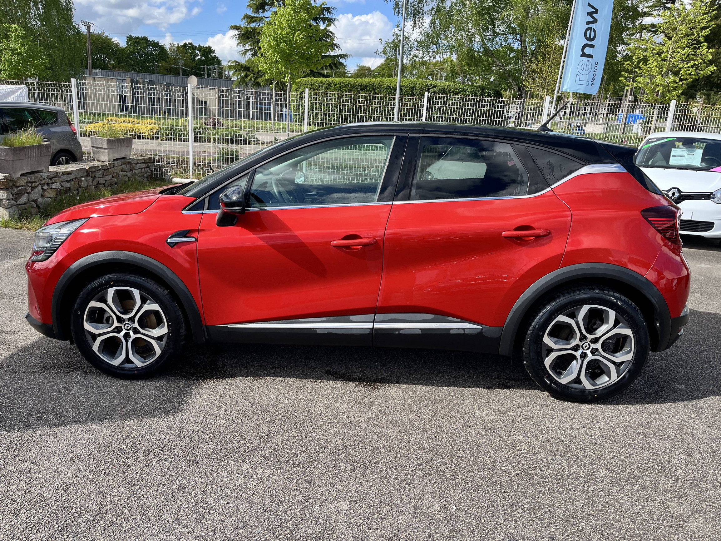 Vente en ligne Renault Captur  E-Tech 145 - 21 au prix de 17 290 €