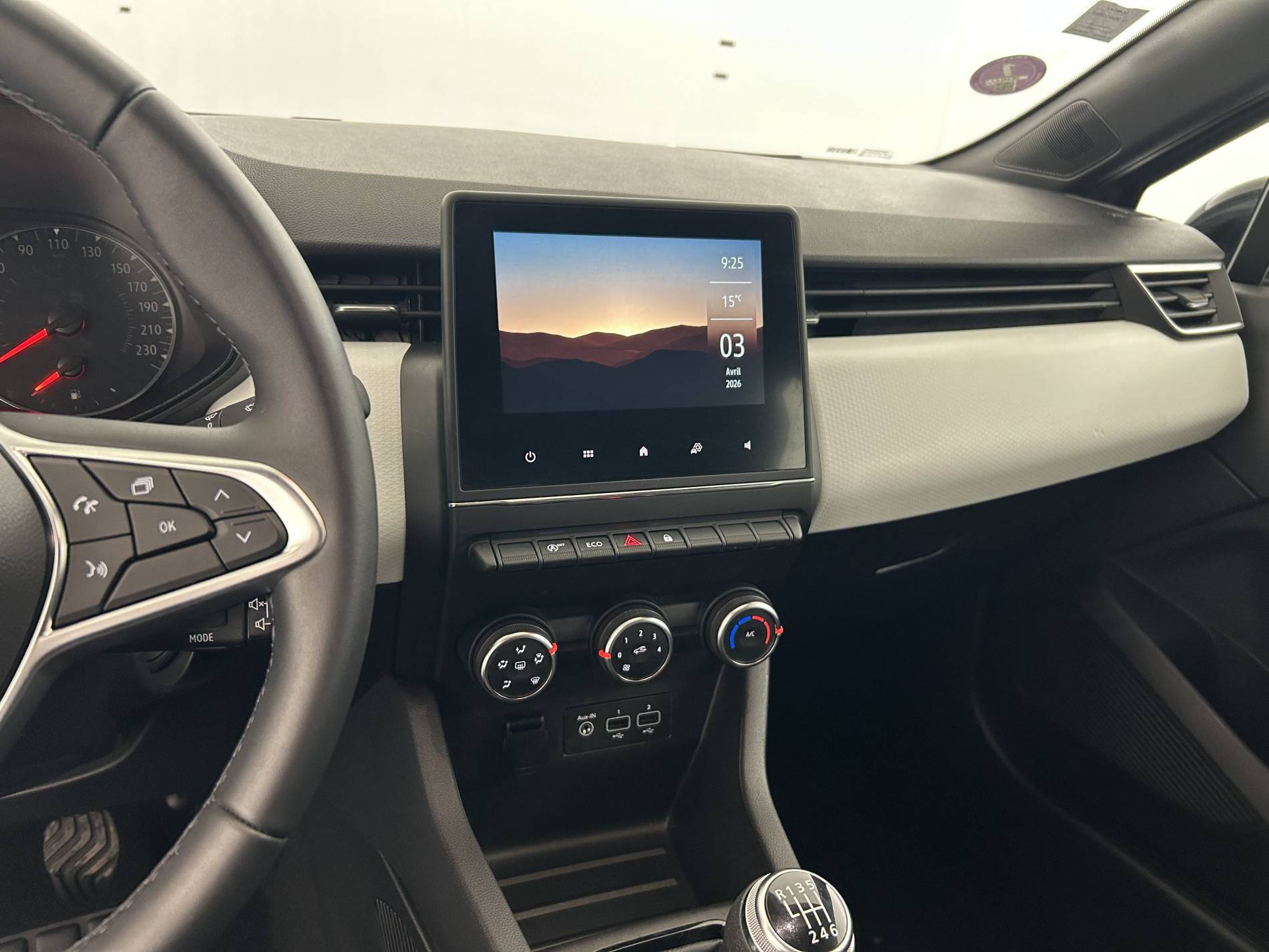 Vente en ligne Renault Clio 5 Clio TCe 90 - 21N au prix de 14 990 €