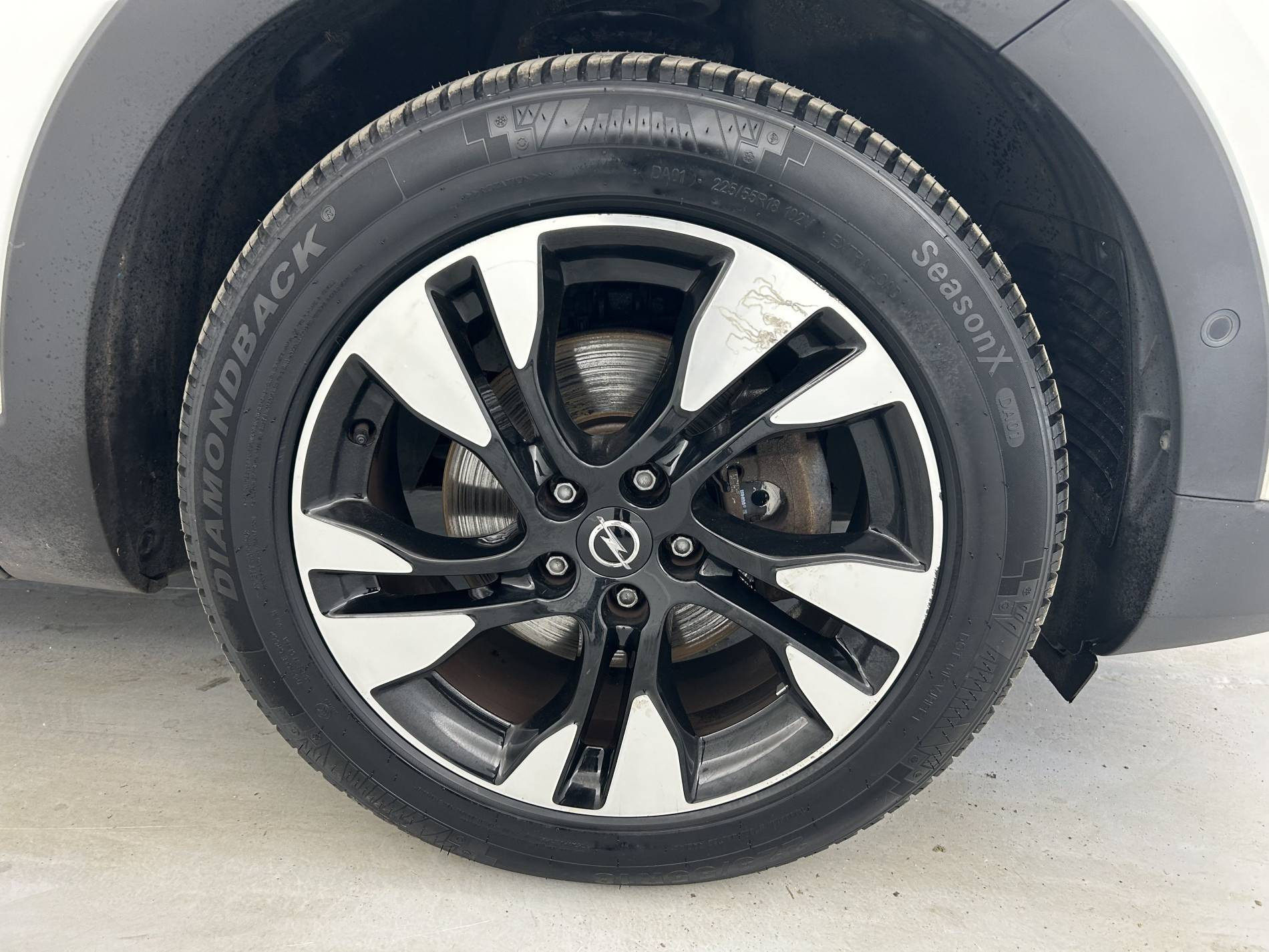 Vente en ligne Opel Grandland X  1.5 Diesel 130 ch BVA8 au prix de 15 990 €