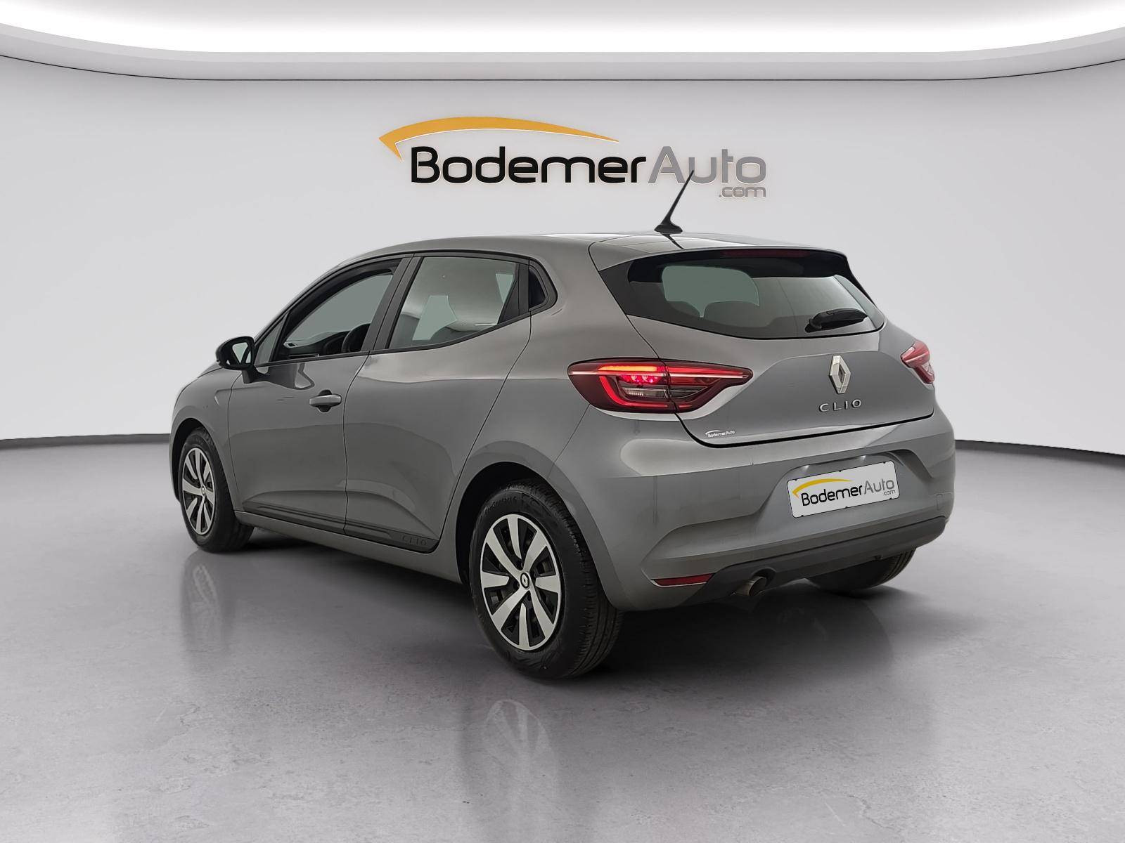 Vente en ligne Renault Clio 5 Clio TCe 90 au prix de 13 890 €