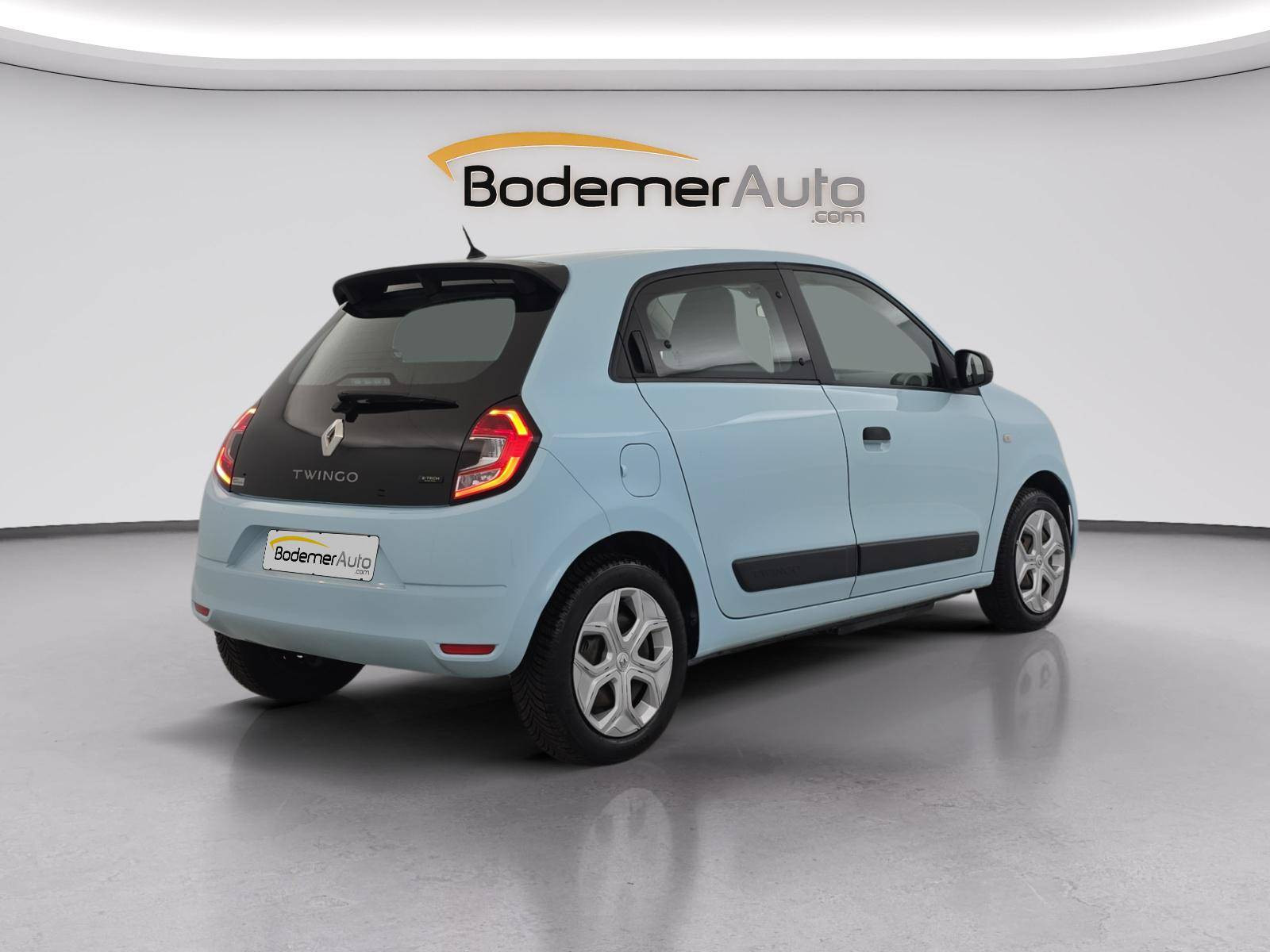 Vente en ligne Renault Twingo Electrique Twingo III E-Tech au prix de 12 490 €