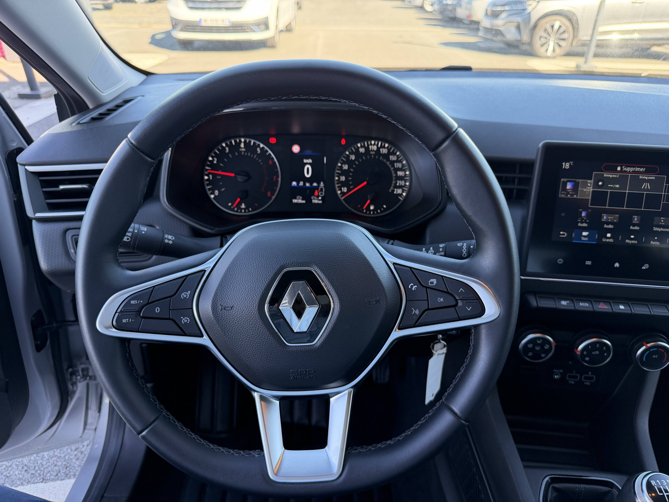 Vente en ligne Renault Clio 5 Clio TCe 90 au prix de 15 490 €