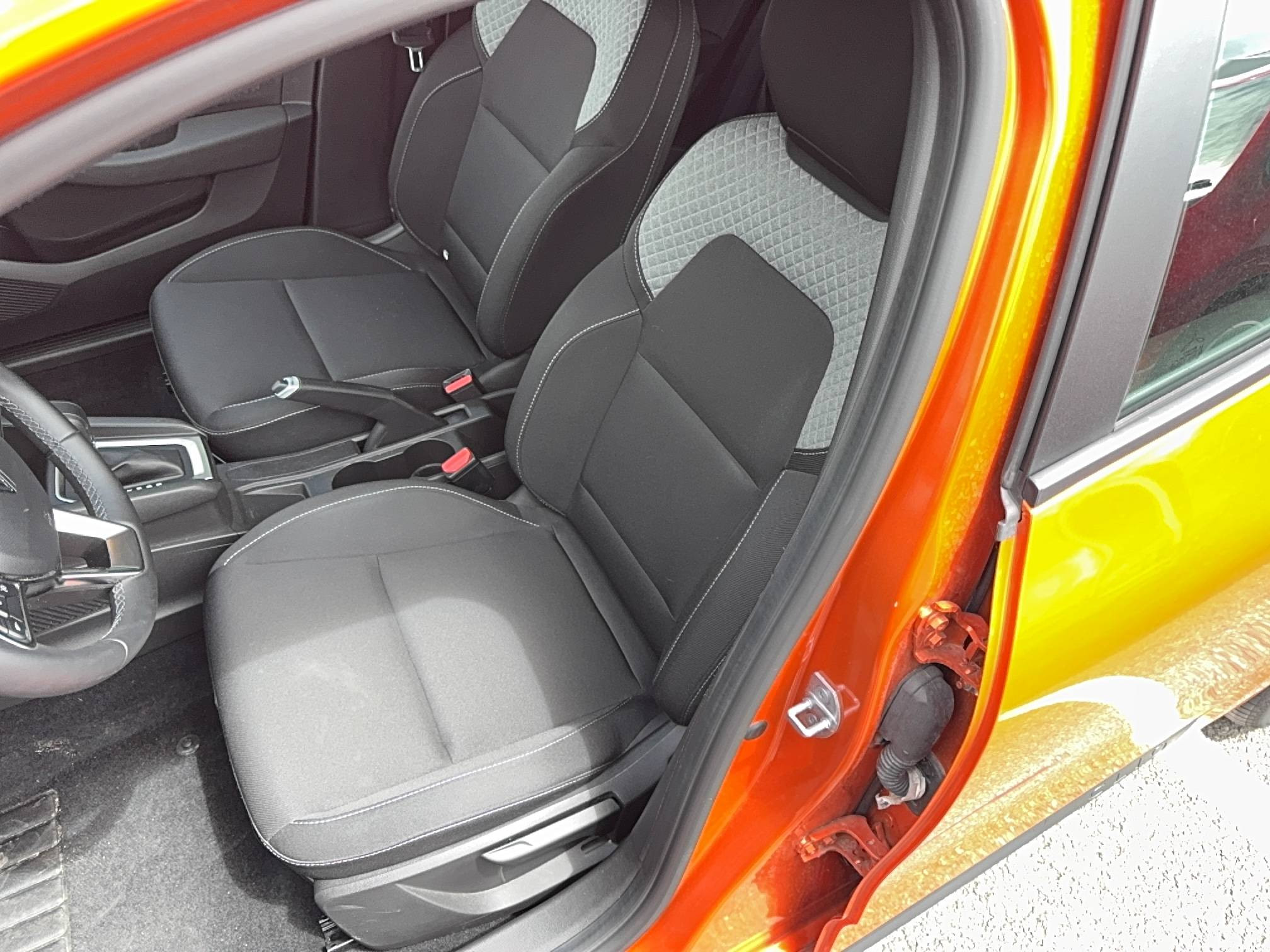 Vente en ligne Renault Clio 5 Clio E-Tech full hybrid 145 ch GSR2 au prix de 19 990 €