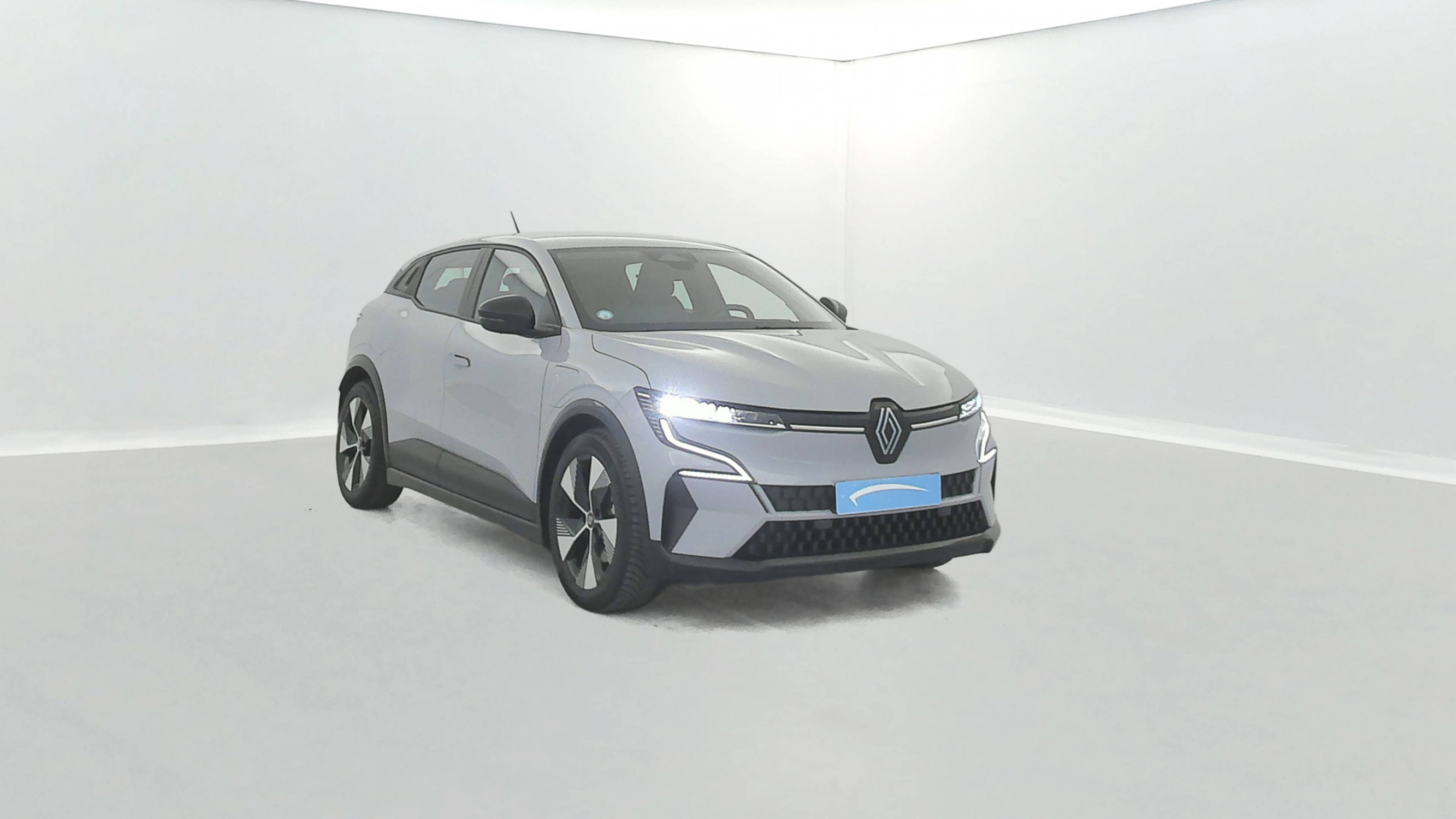 Vente en ligne Renault Megane E-Tech  EV60 220 ch super charge au prix de 18 990 €