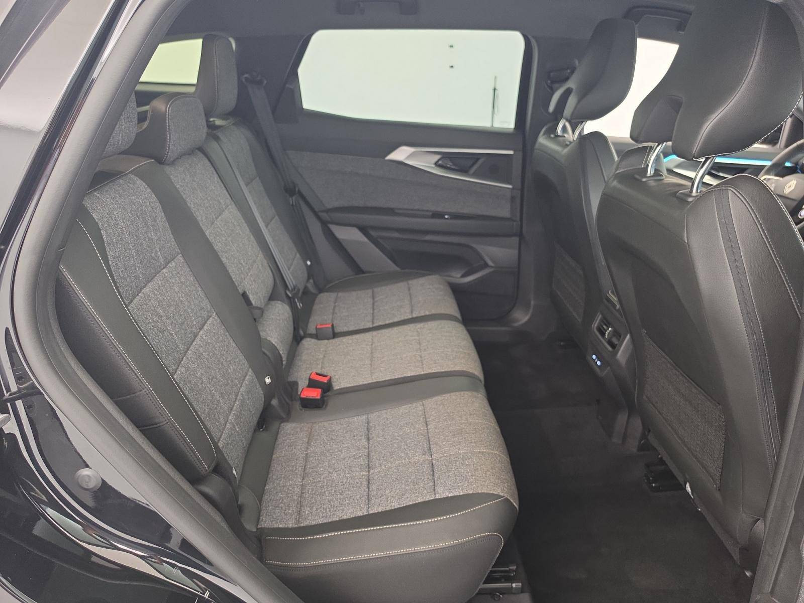 Vente en ligne Renault Espace Espace E-Tech full hybrid 200 5pl au prix de 34 320 €