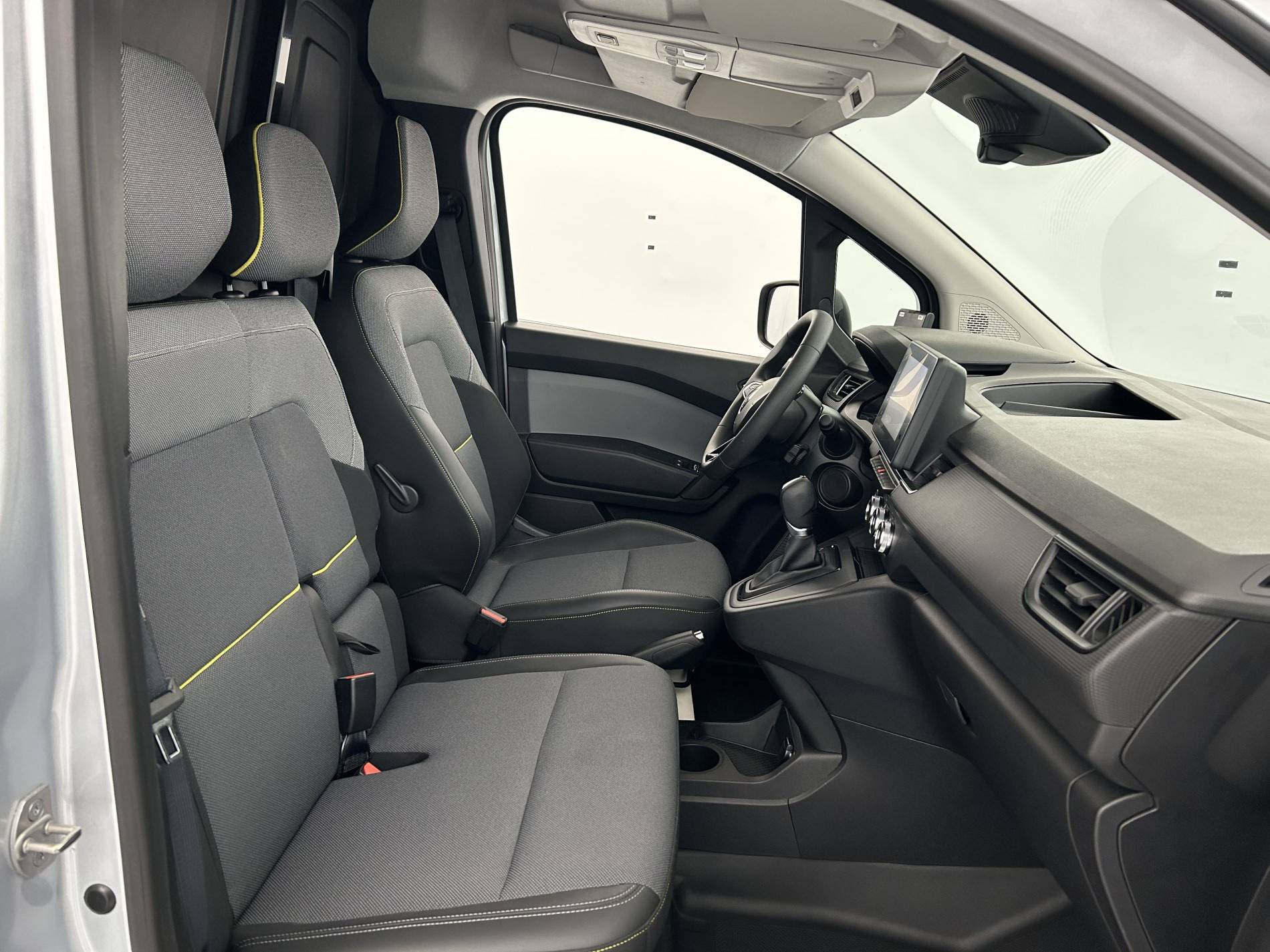 Vente en ligne Renault Kangoo Van E-Tech  L2 EV45  DC 80KW au prix de 23 290 €