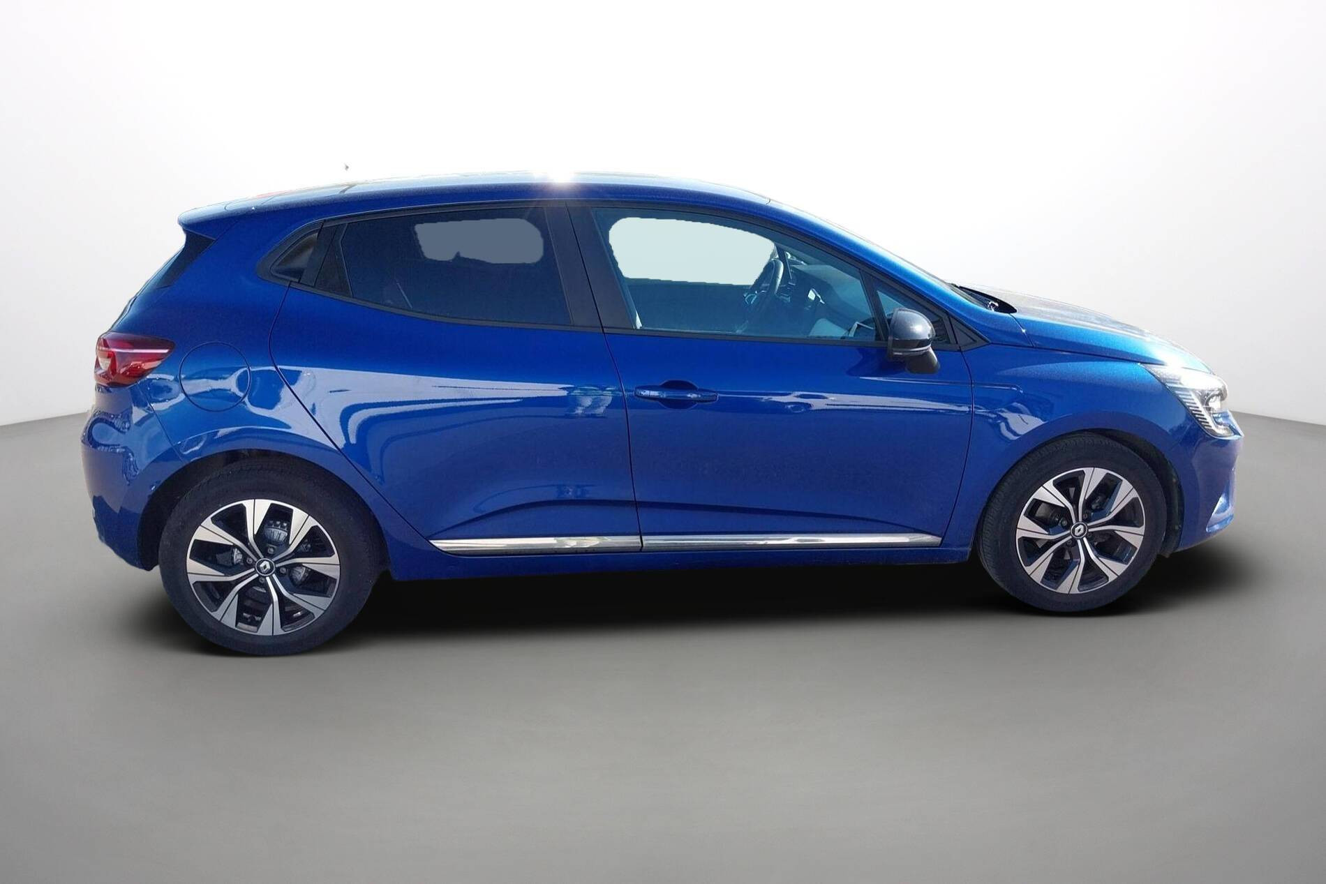 Vente en ligne Renault Clio 5 Clio TCe 100 GPL au prix de 14 990 €