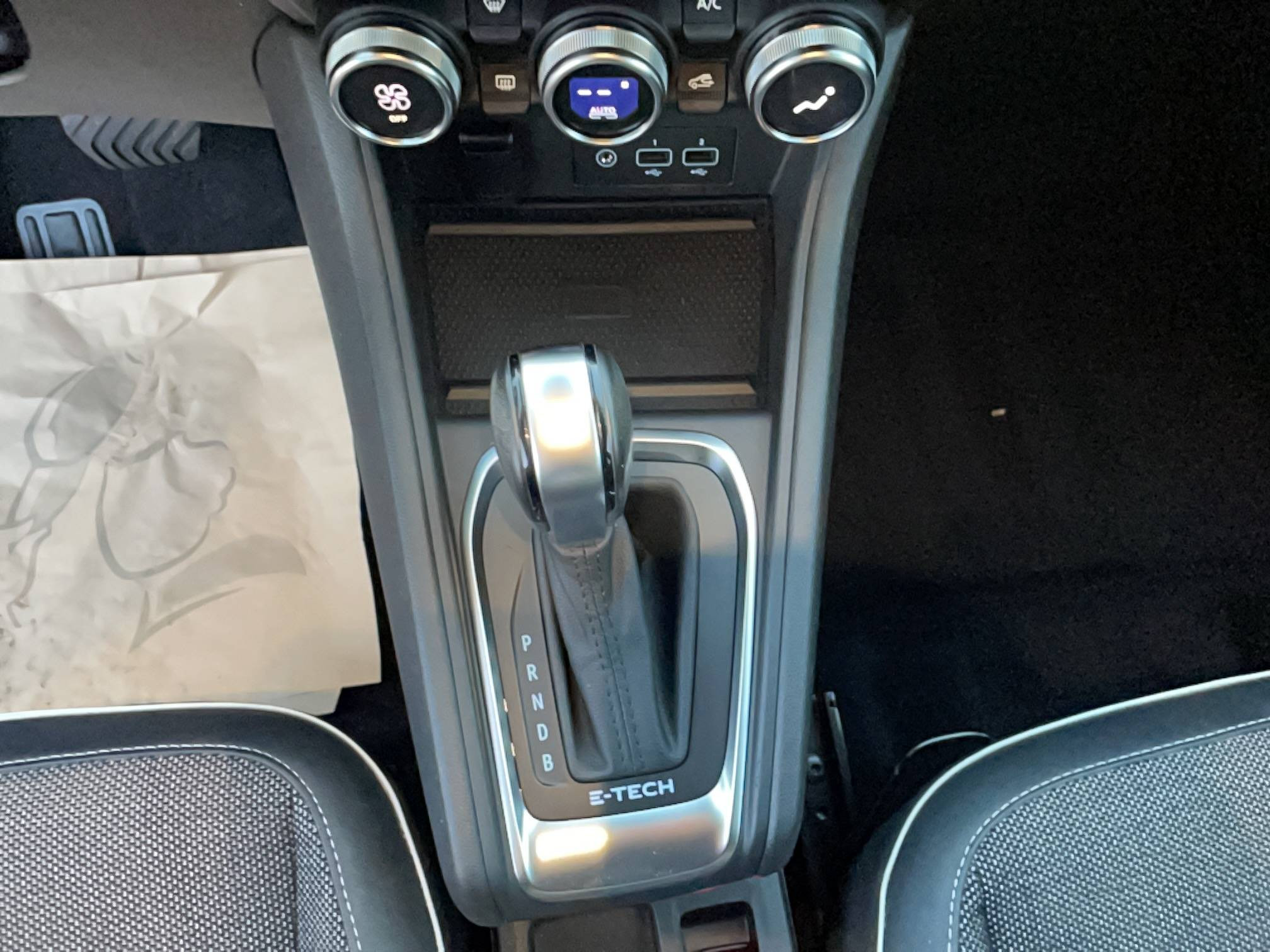Vente en ligne Renault Captur  E-Tech 145 - 21 au prix de 18 490 €