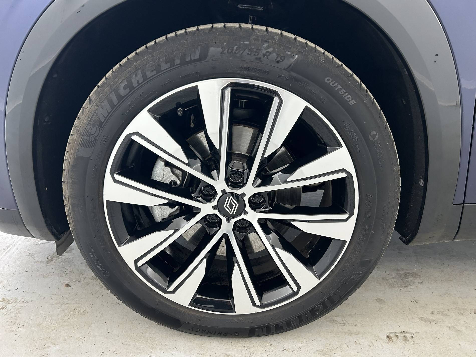 Vente en ligne Renault Espace Espace E-Tech full hybrid 200 GSR2 au prix de 35 490 €