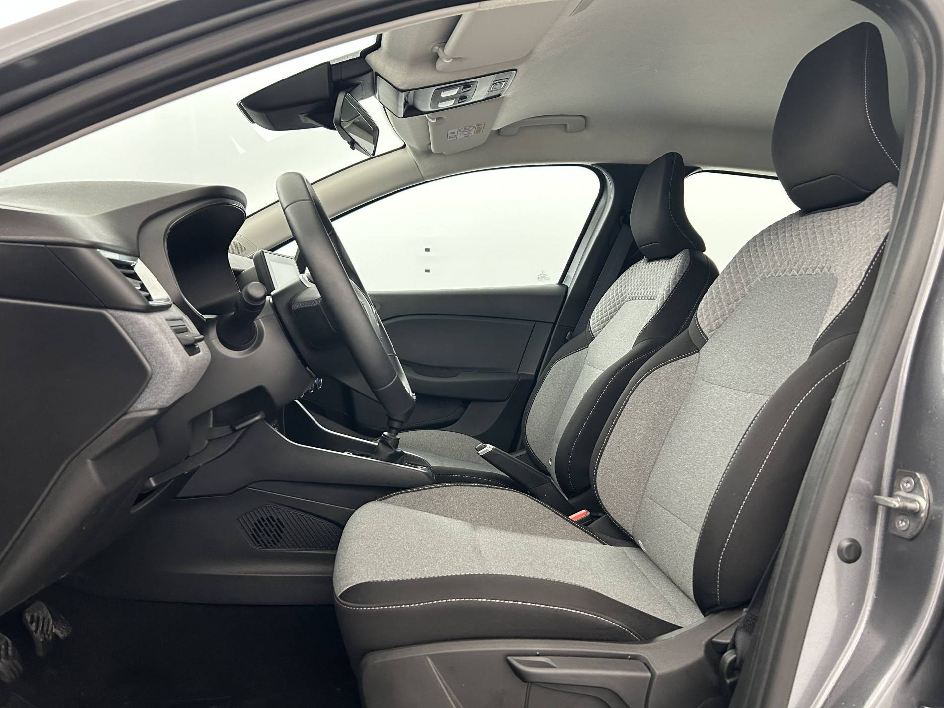 Vente en ligne Renault Clio 5 Clio TCe 90 au prix de 15 400 €