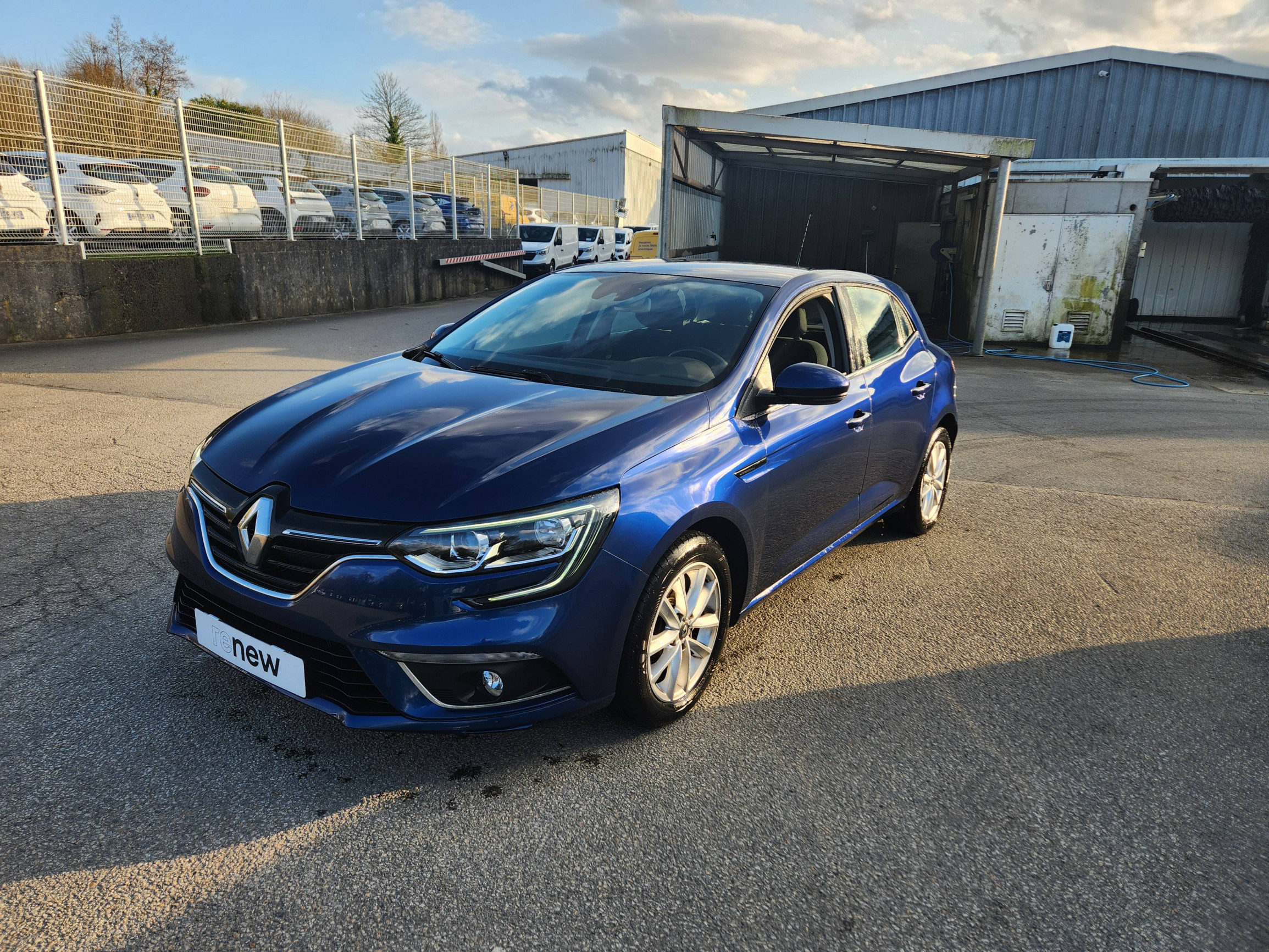 Renault Megane 4 Mégane IV Berline dCi 90 Energy occasion de 2016 en vente à Morlaix