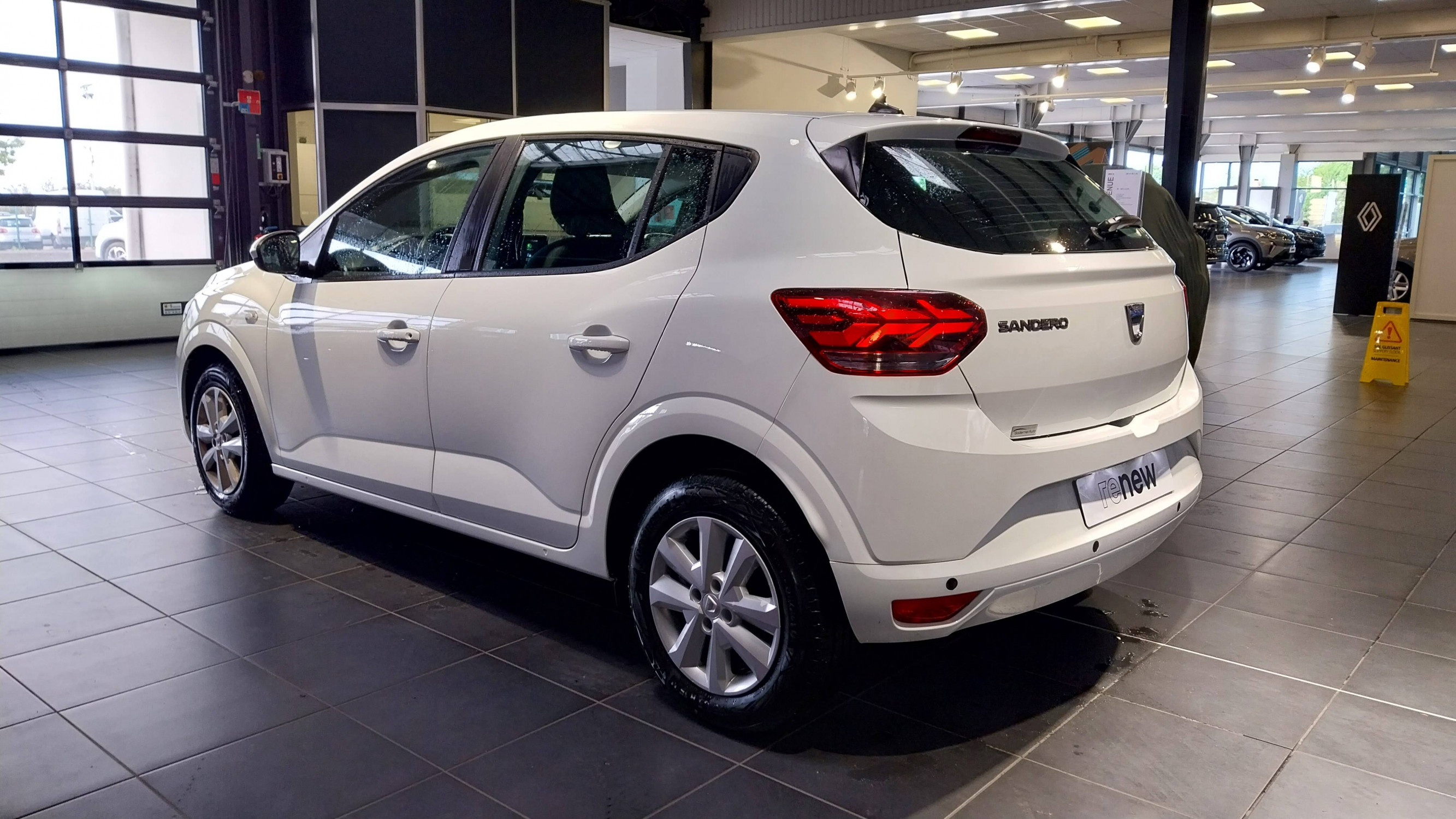 Vente en ligne Dacia Sandero  SCe 65 - 22 au prix de 11 990 €