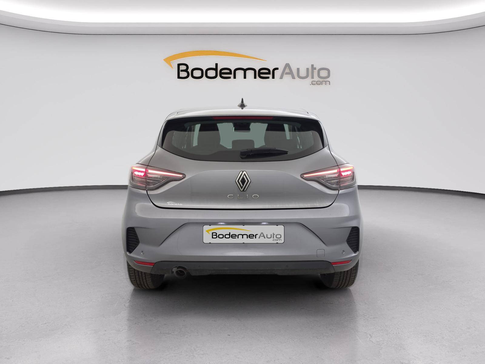 Vente en ligne Renault Clio 5 Clio TCe 90 au prix de 14 690 €