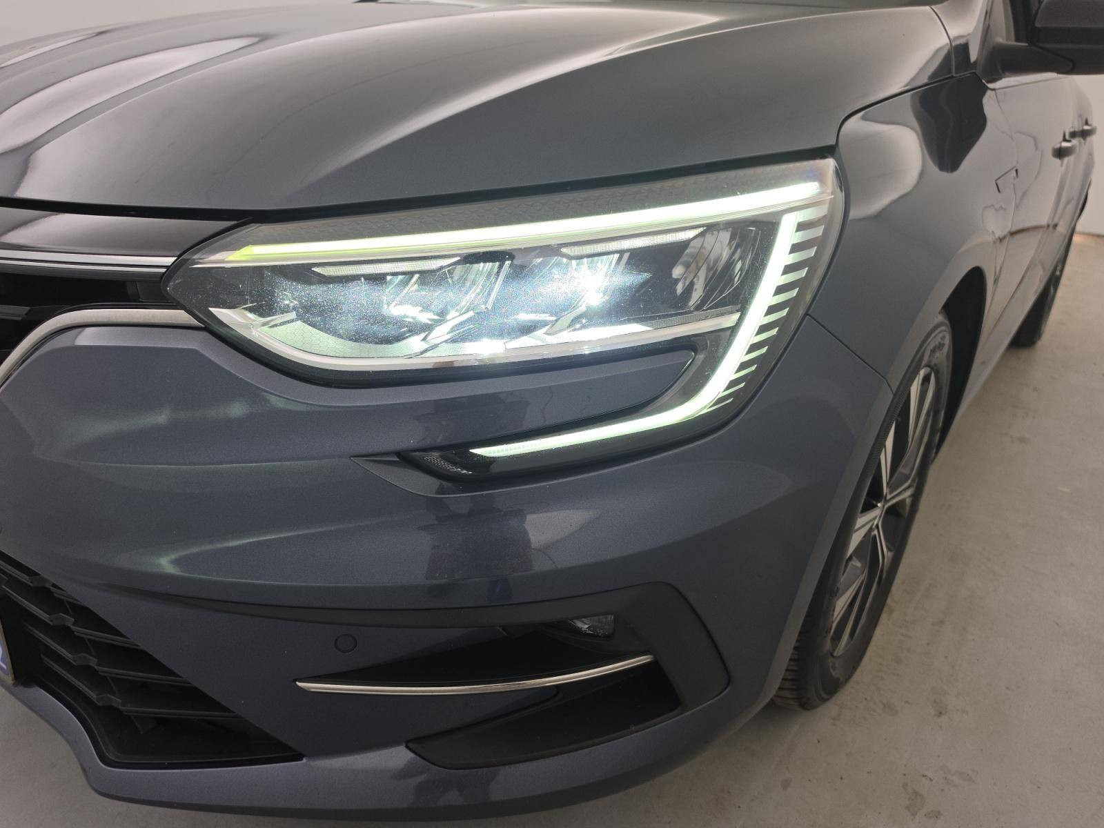 Vente en ligne Renault Megane 4 Mégane IV Berline Blue dCi 115 - 21B au prix de 14 950 €