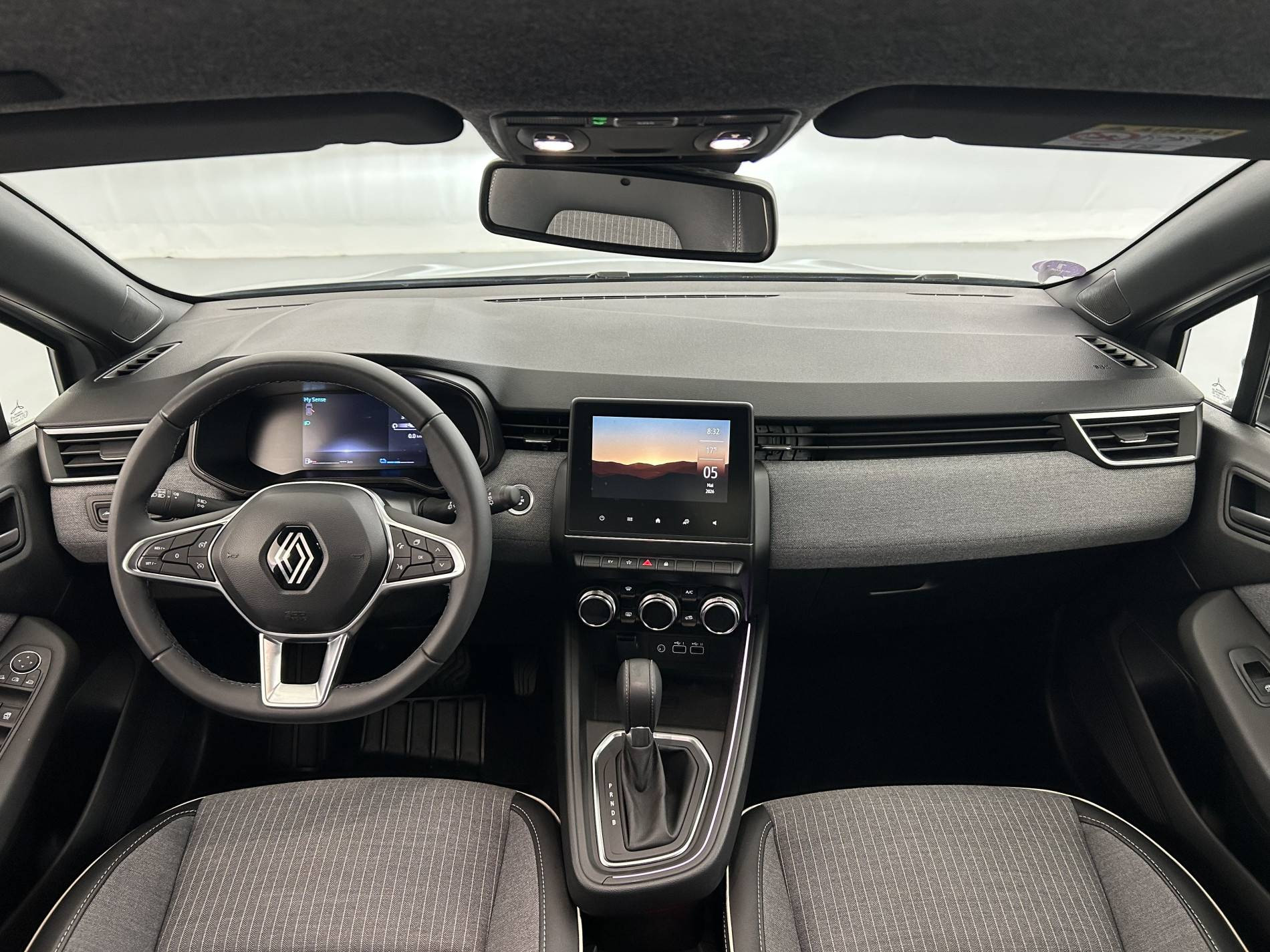 Vente en ligne Renault Clio 5 Clio E-Tech full hybrid 145 au prix de 18 700 €