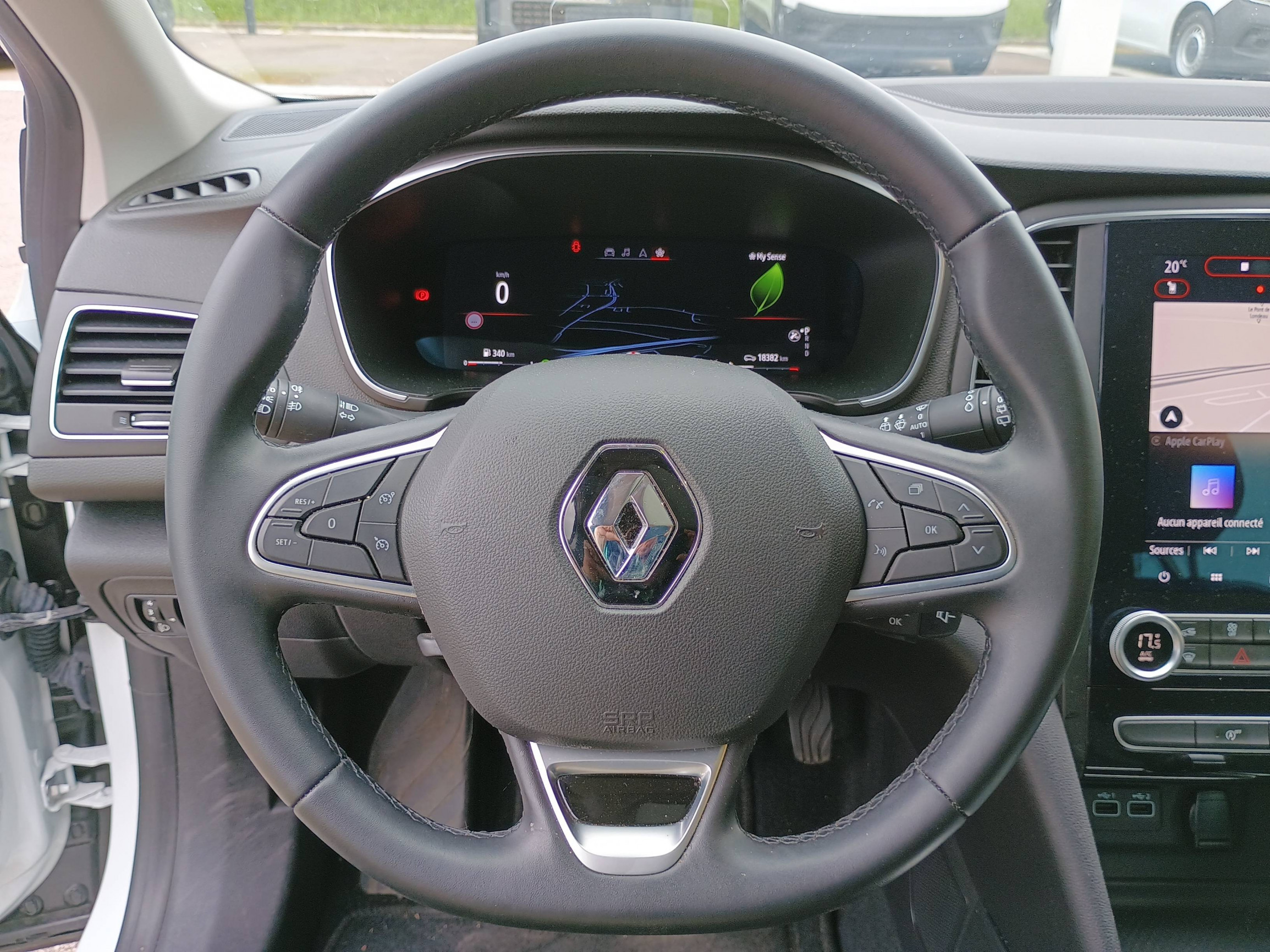 Vente en ligne Renault Megane 4  TCe 140 EDC au prix de 20 991 €