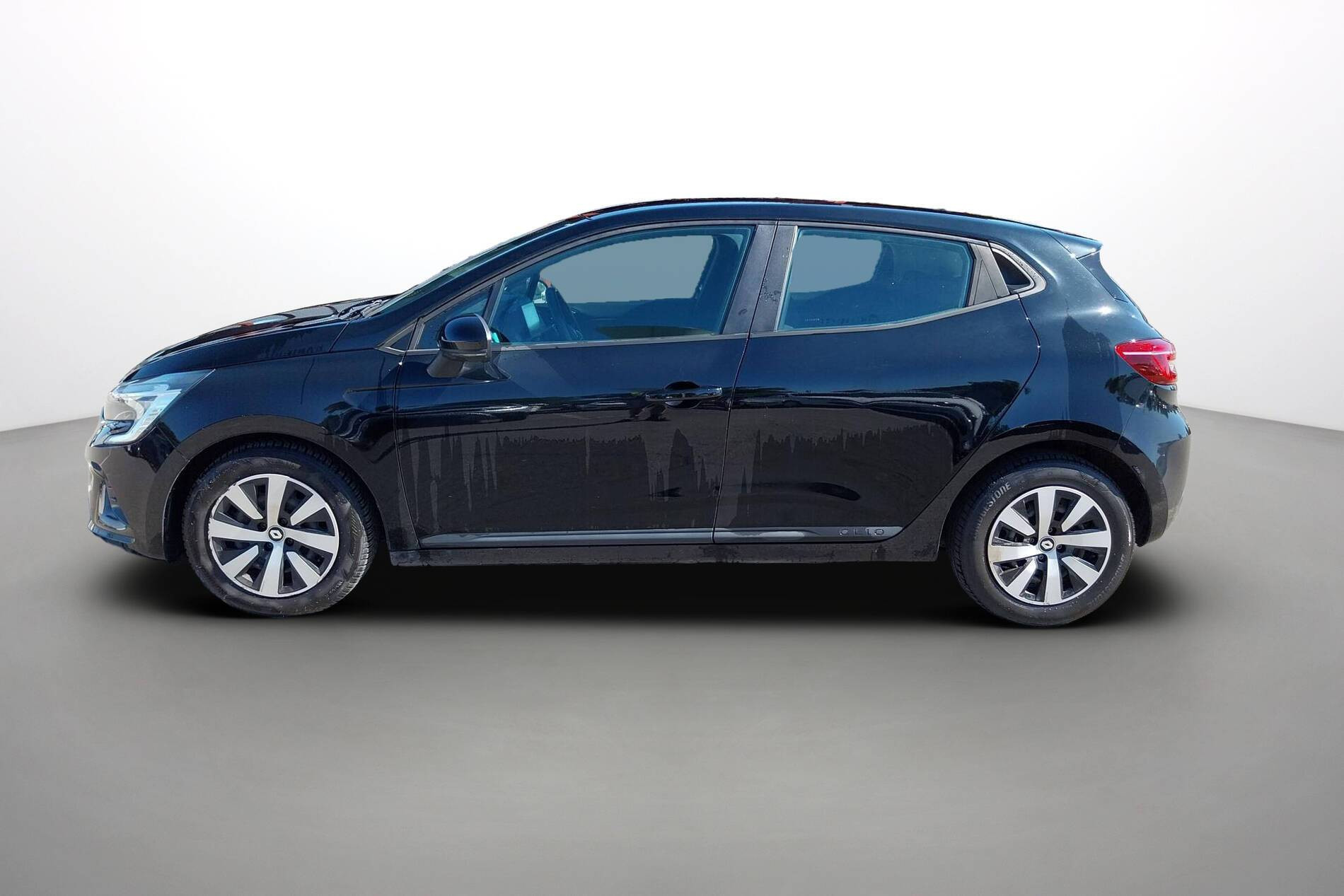 Vente en ligne Renault Clio 5 Clio TCe 90 au prix de 12 890 €